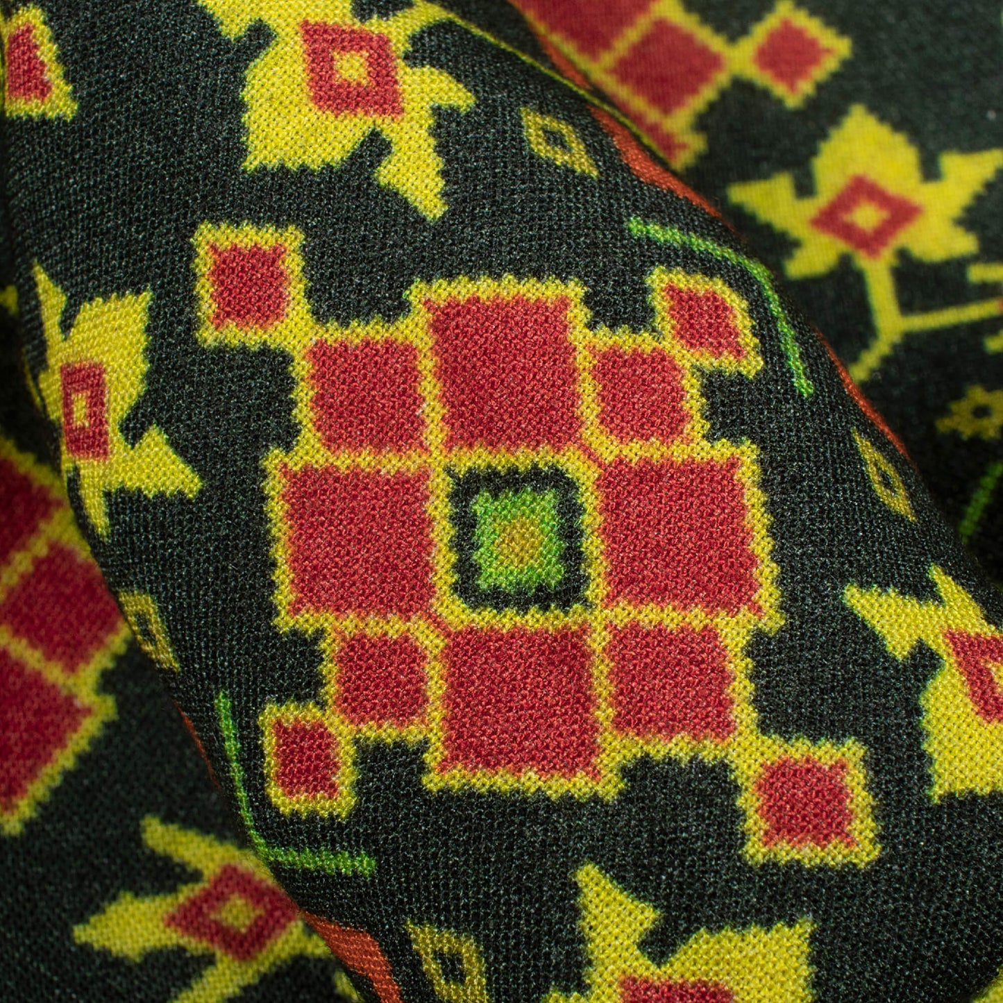 Dark Green And Vermilion Red Patolaa Pattern Digital Print Viscose Rayon Fabric (Width 58 Inches)