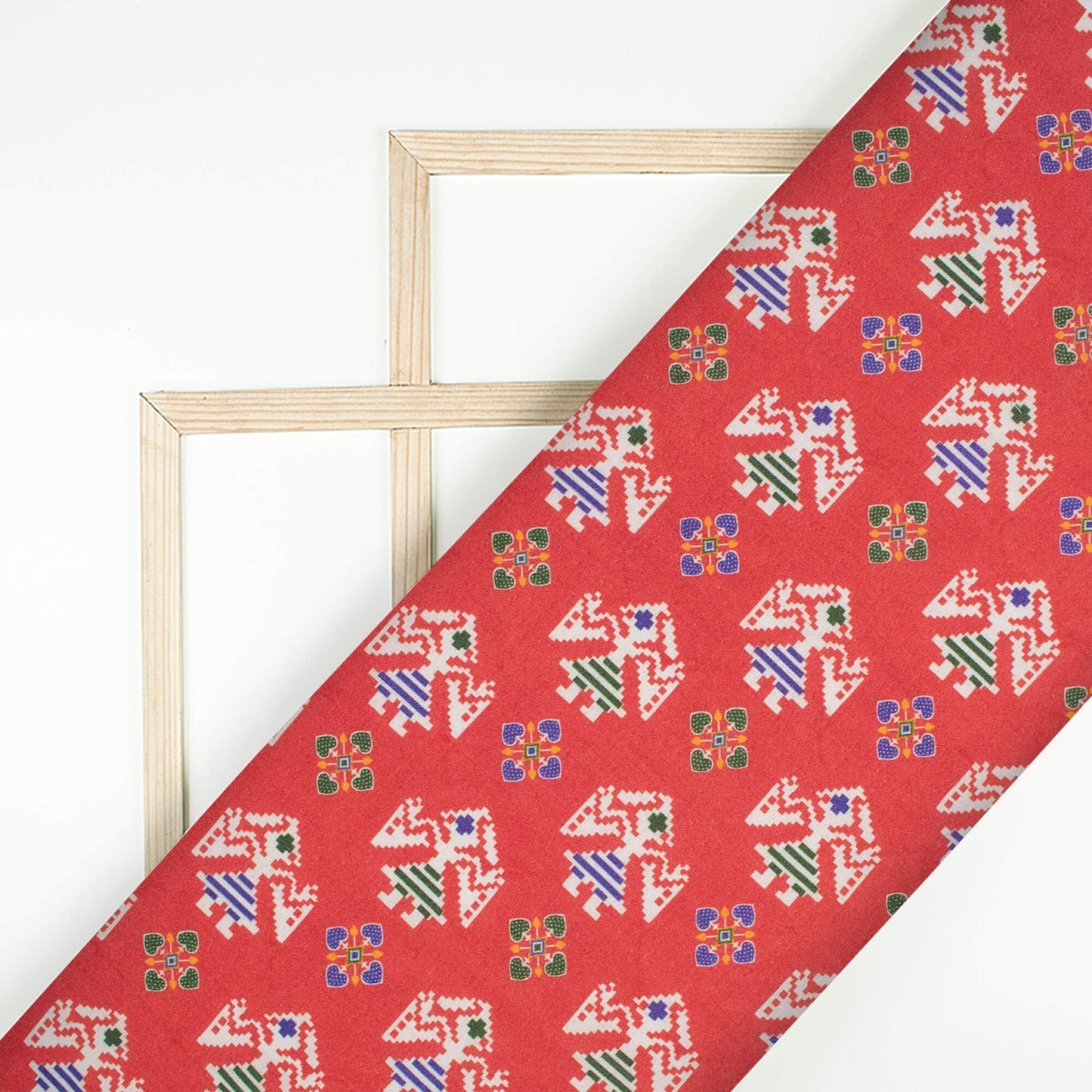 Vermilion Red And White Patolaa Pattern Digital Print Viscose Rayon Fabric (Width 58 Inches)