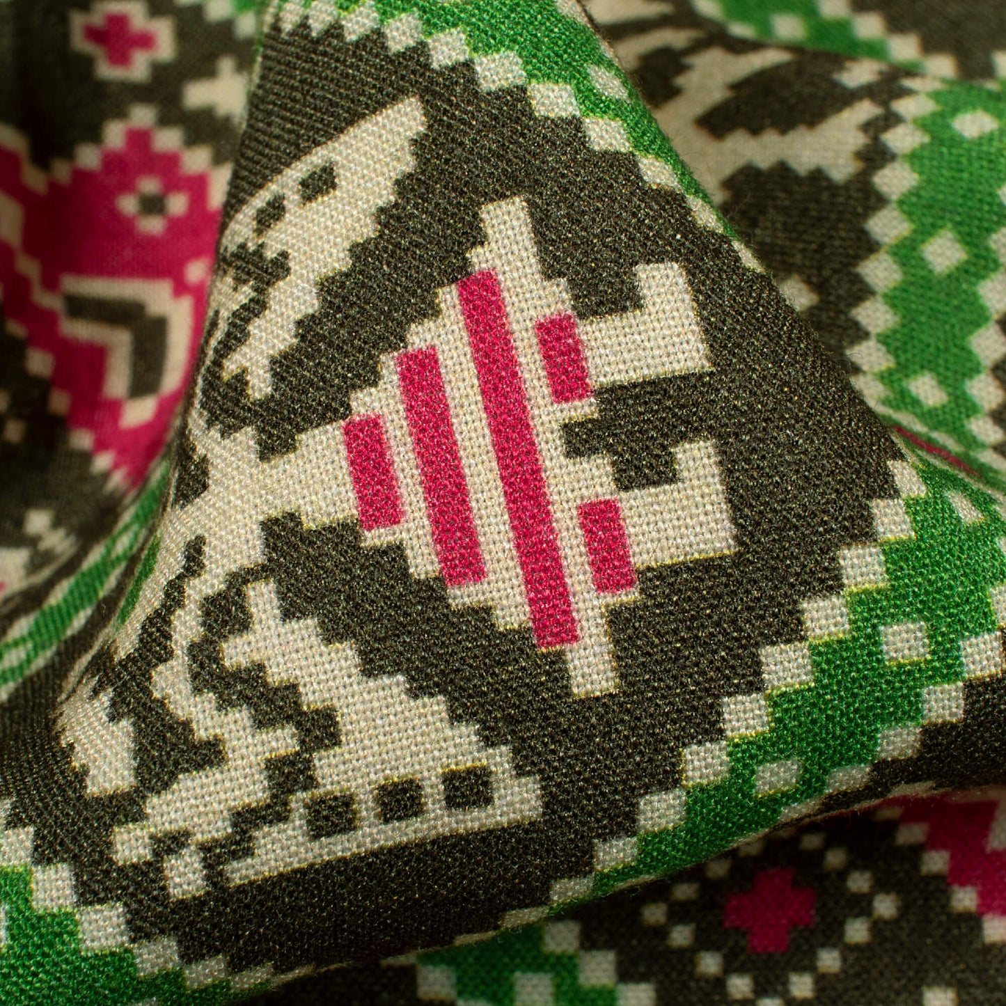 Seaweed Green And Magenta Purple Patolaa Pattern Digital Print Viscose Rayon Fabric (Width 58 Inches)