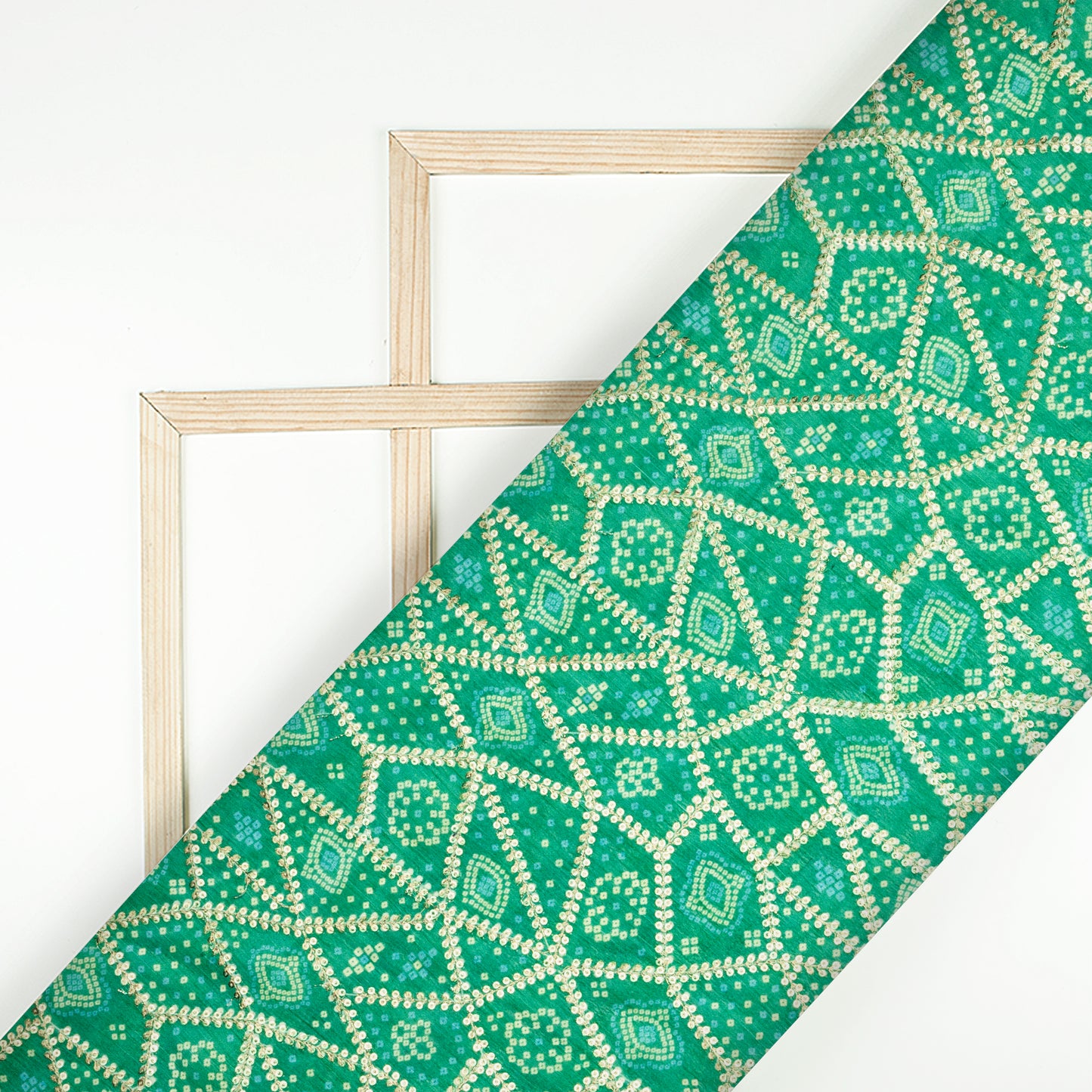 Trendy Bandhanii Position Print On Sequins Embroidery Chinnon Chiffon Fabric