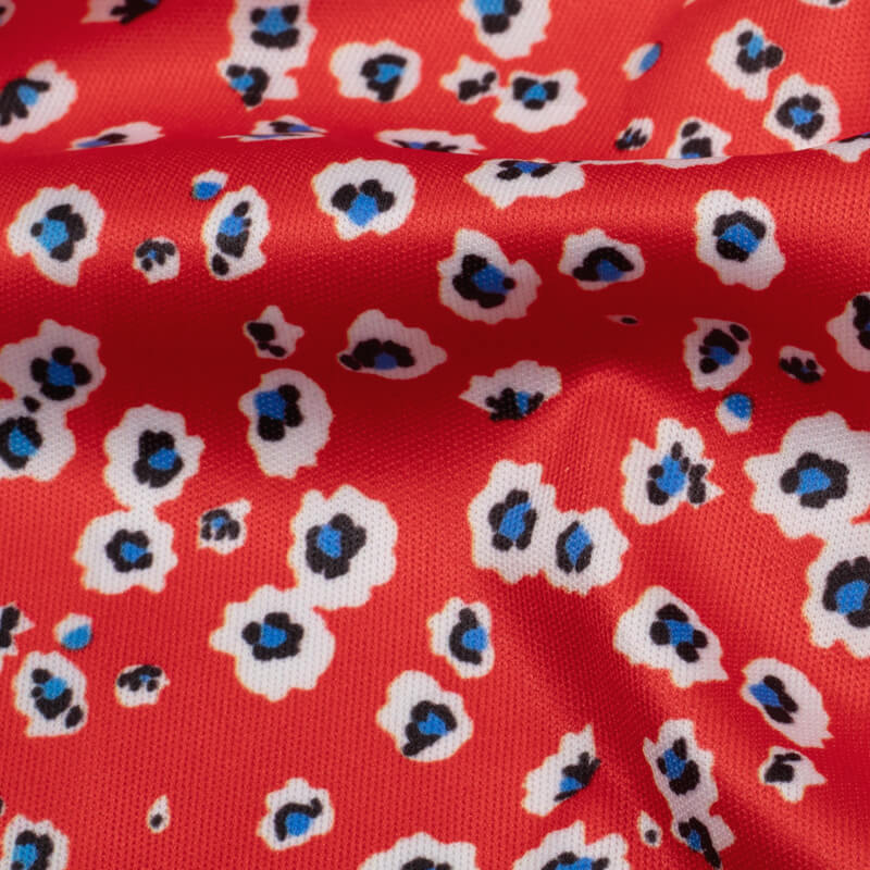 Red Floral Pattern Digital Print Lycra Fabric (Width 58 Inches) - Fabcurate