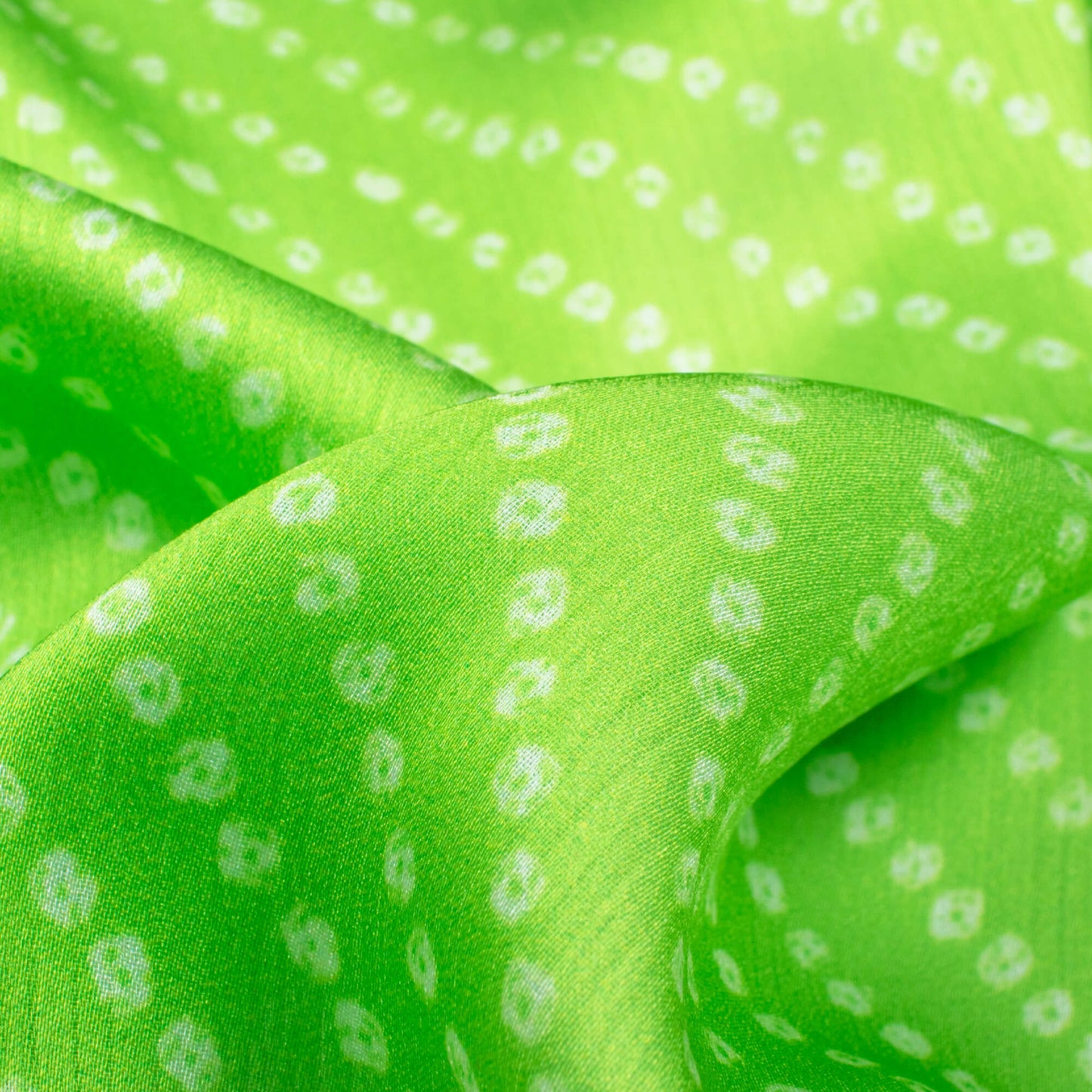 Liril Green And White Bandhani Pattern Digital Print Chiffon Satin Fabric - Fabcurate