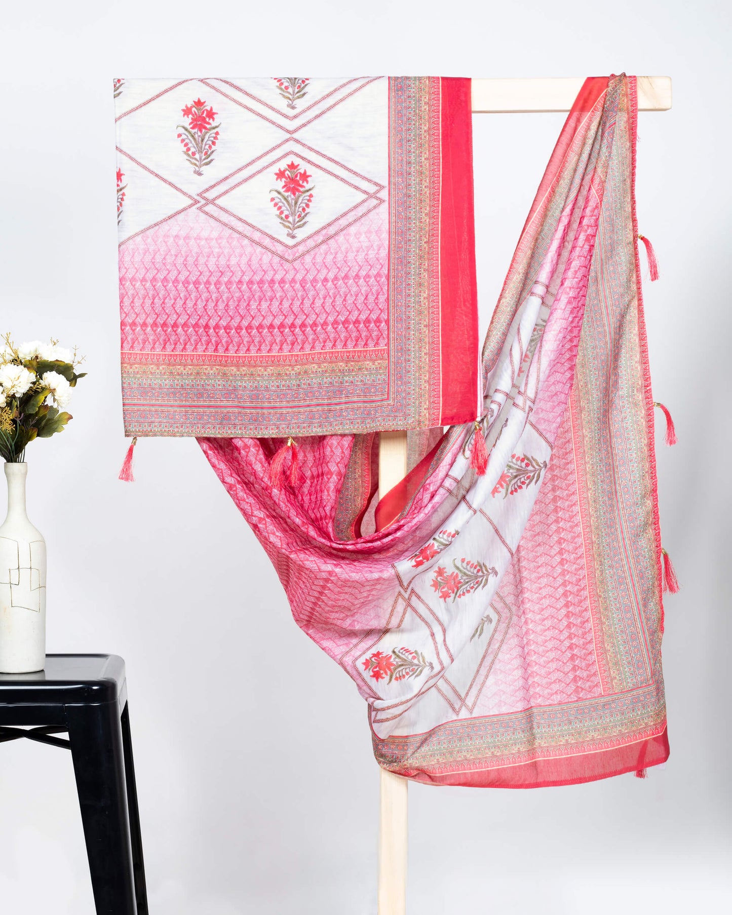 Maroon And White Floral Pattren Digital Print Chanderi Dupatta With Tassels