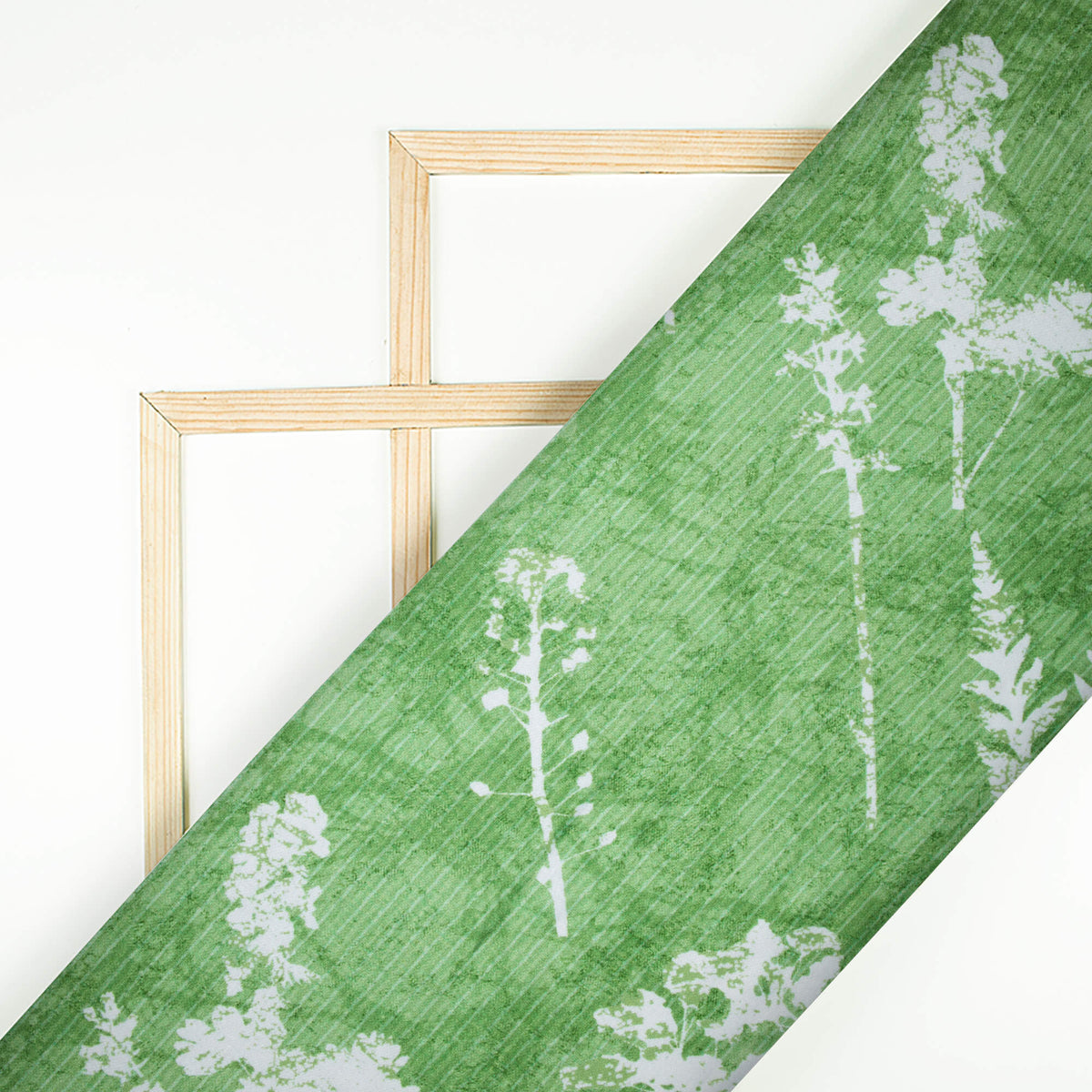 Glade Green And White Leaf Pattern Digital Print Crepe Silk Fabric