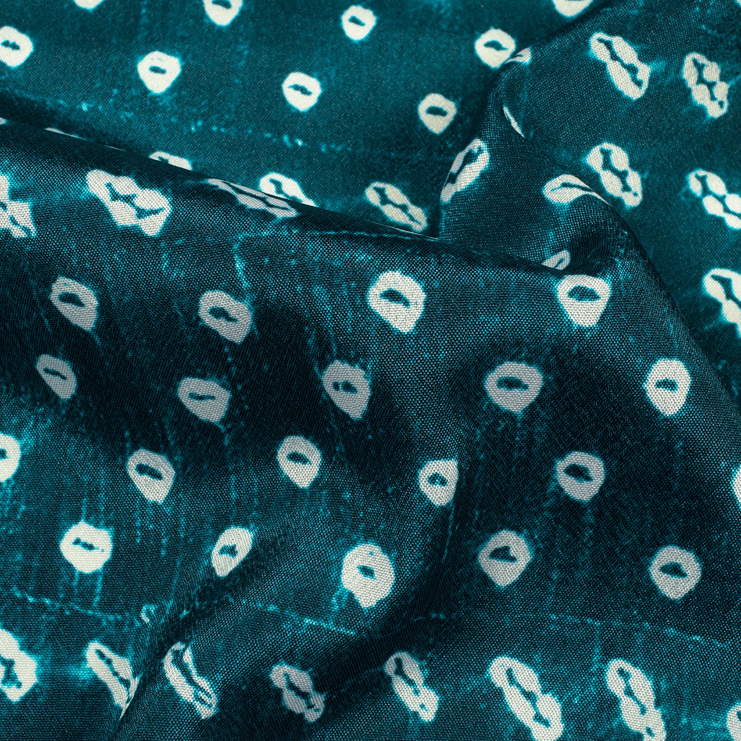 Dark Green And White Bandhanii Pattern Digital Print Crepe Silk Fabric