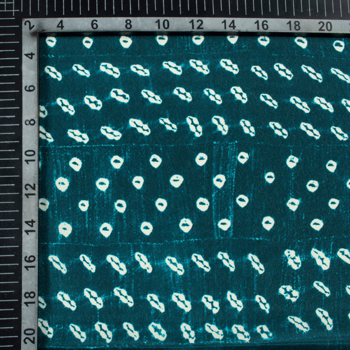 Dark Green And White Bandhanii Pattern Digital Print Crepe Silk Fabric