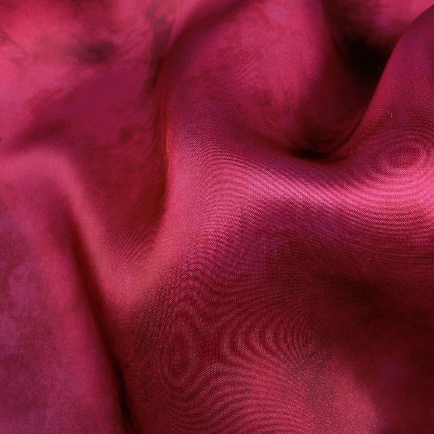 Deep Pink Tye And Dye Pattern Digital Print Organza Satin Fabric