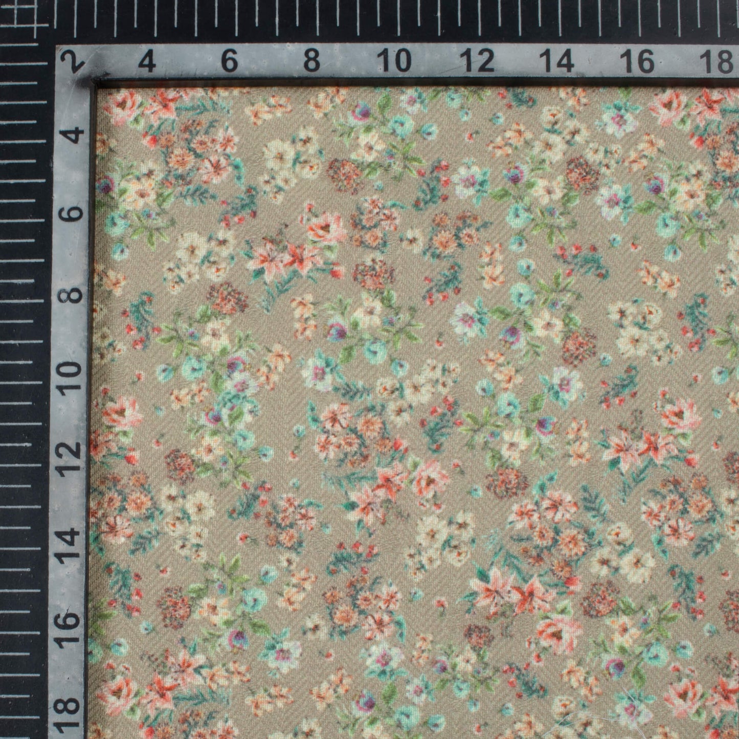 Moss Green And Red Floral Pattern Digital Print Elegant Blend Pashmina Fabric