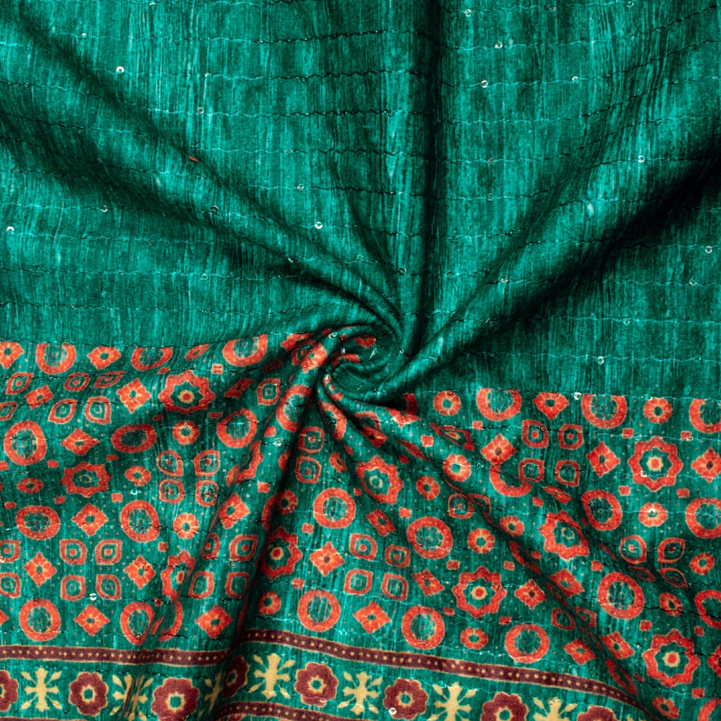 Kaitoke Green And Red Daman Pattern Sequins Digital Print Superior Velvet Fabric (Width 58 Inches)