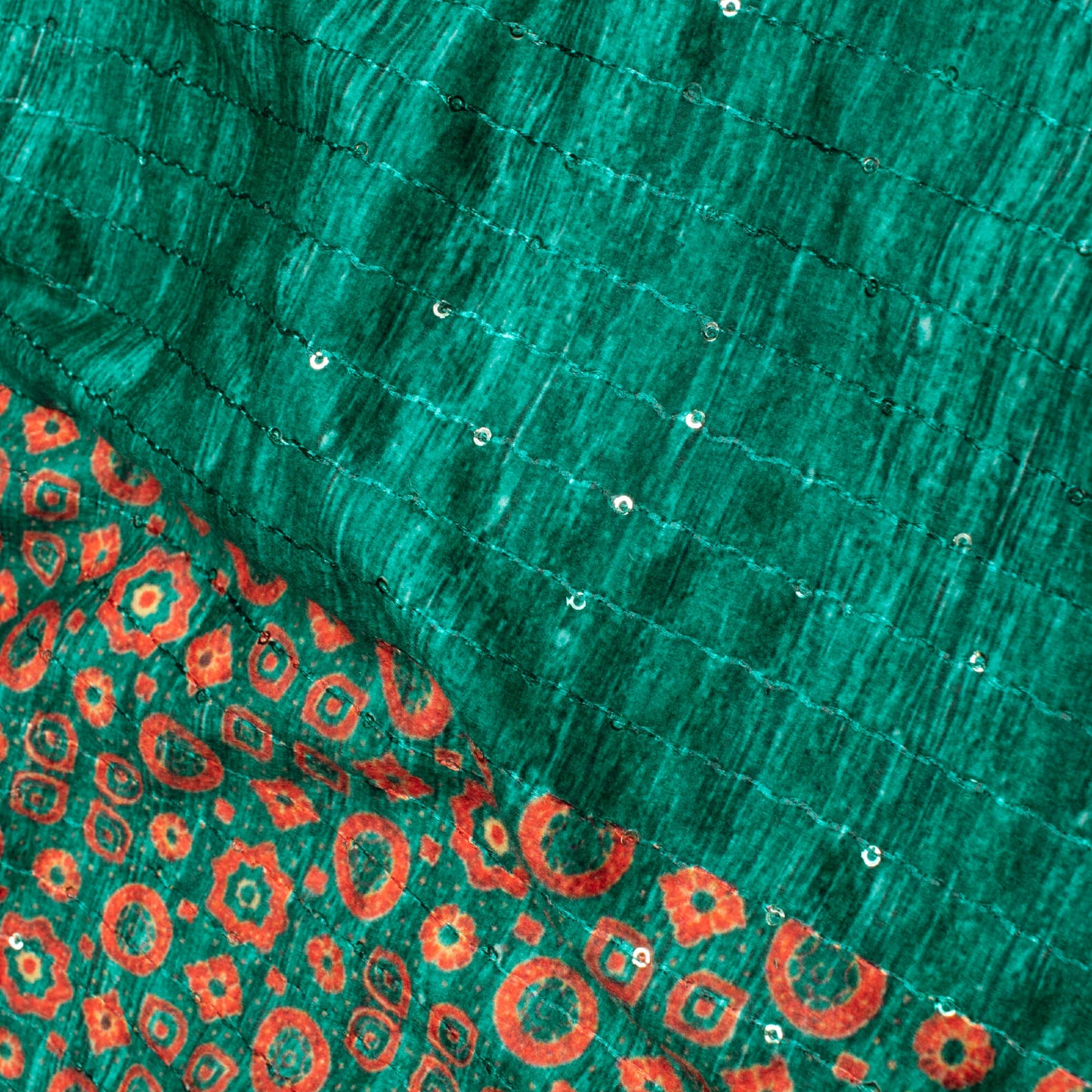 Kaitoke Green And Red Daman Pattern Sequins Digital Print Superior Velvet Fabric (Width 58 Inches)