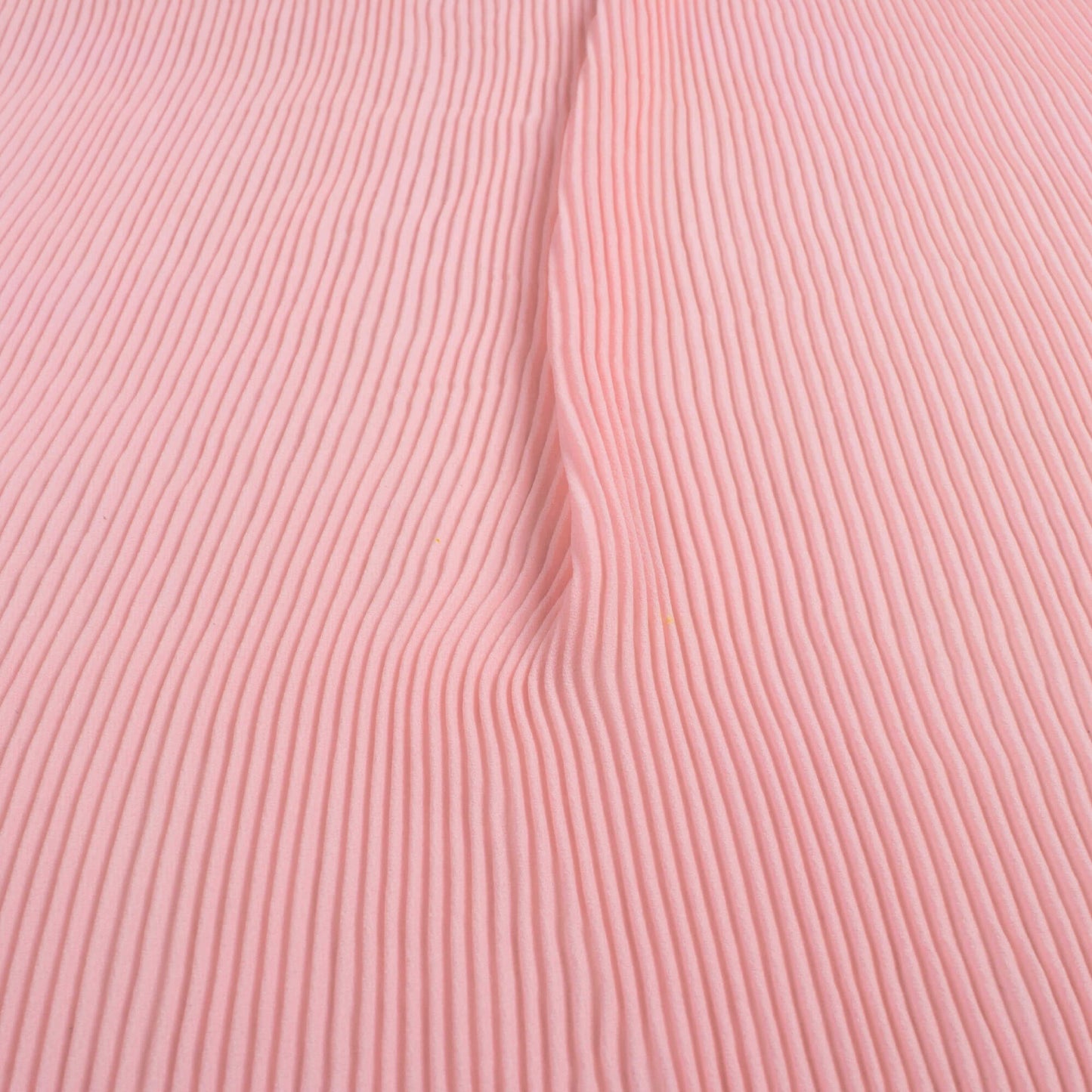 (Cut Piece 0.6 Mtr) Baby Pink Plain Georgette Pleated Fabric