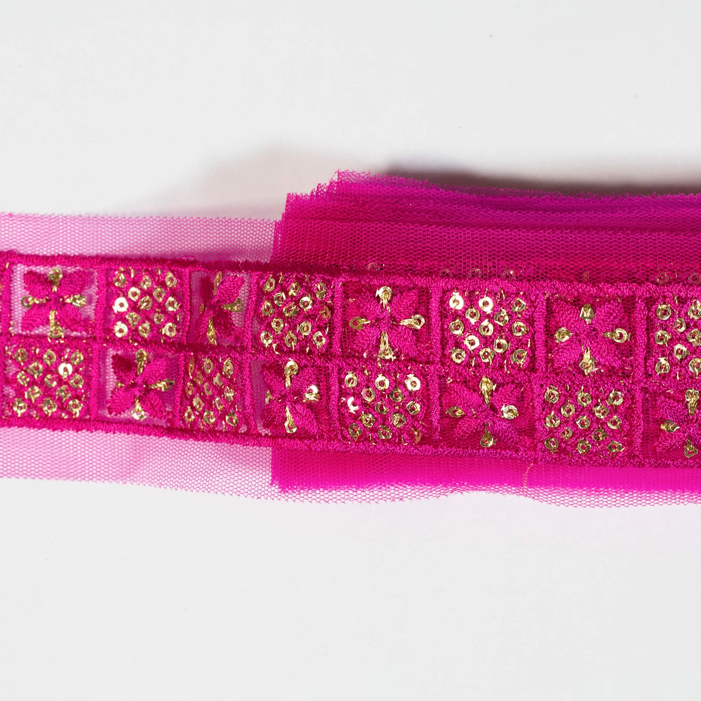 Magenta Pink Floral Pattern Sequins Embroidery Net Lace (9 Mtr)