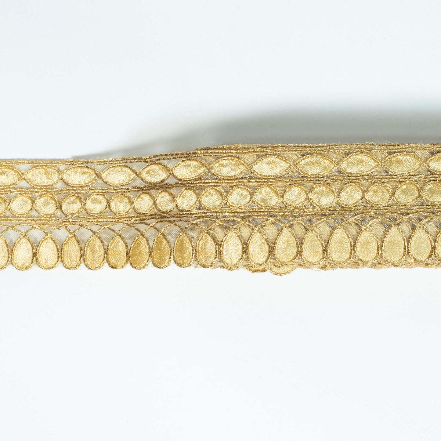 Beige Geometric Pattern Zari Embroidery Organza Tissue Lace (9 Mtr)