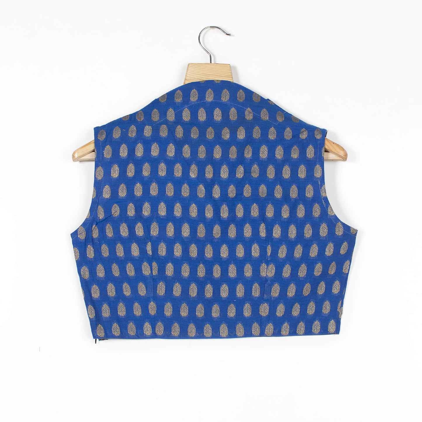 Booti Zari Jacquard Chanderi Collar Blouse