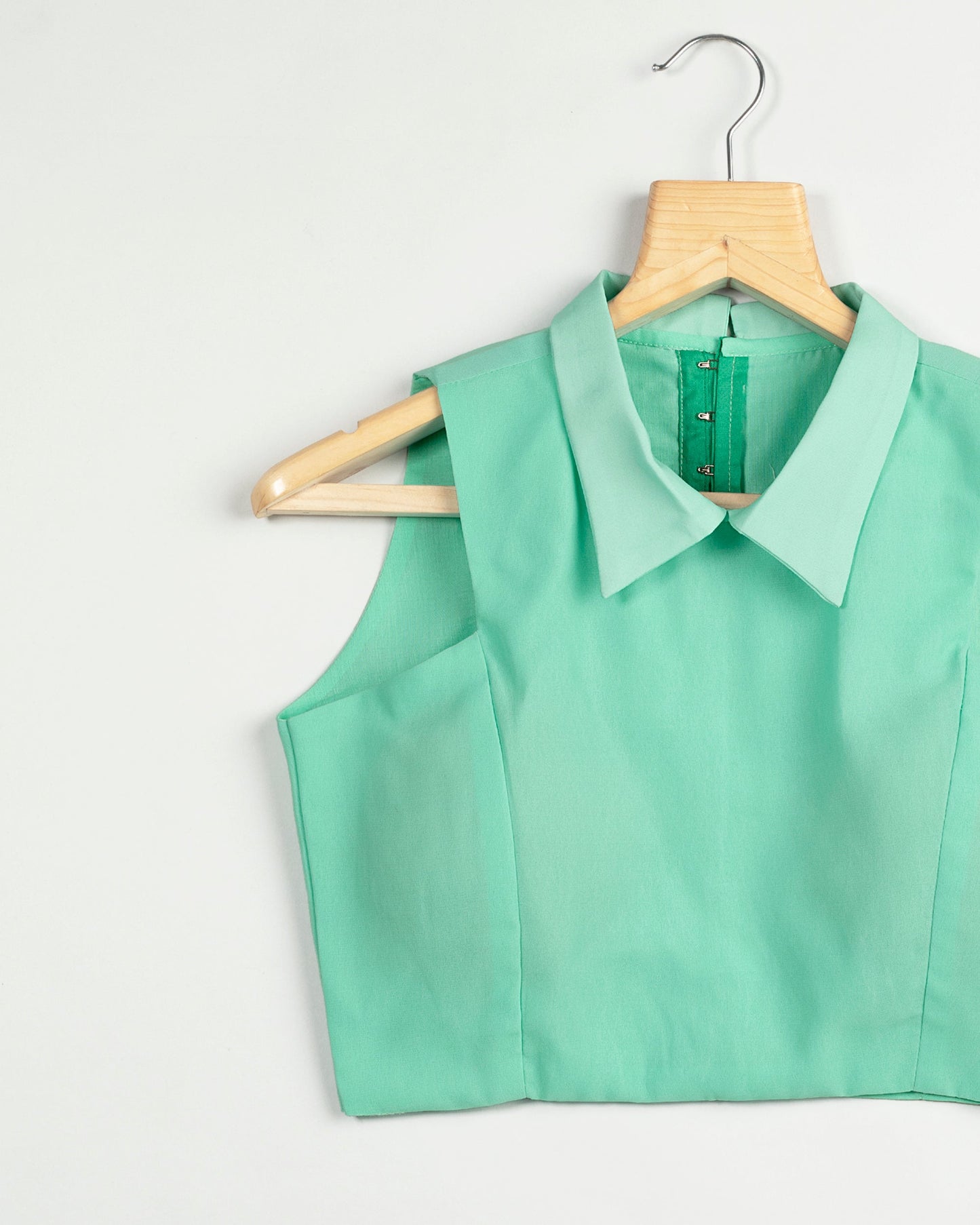 Stunning Collar Neck Blouse