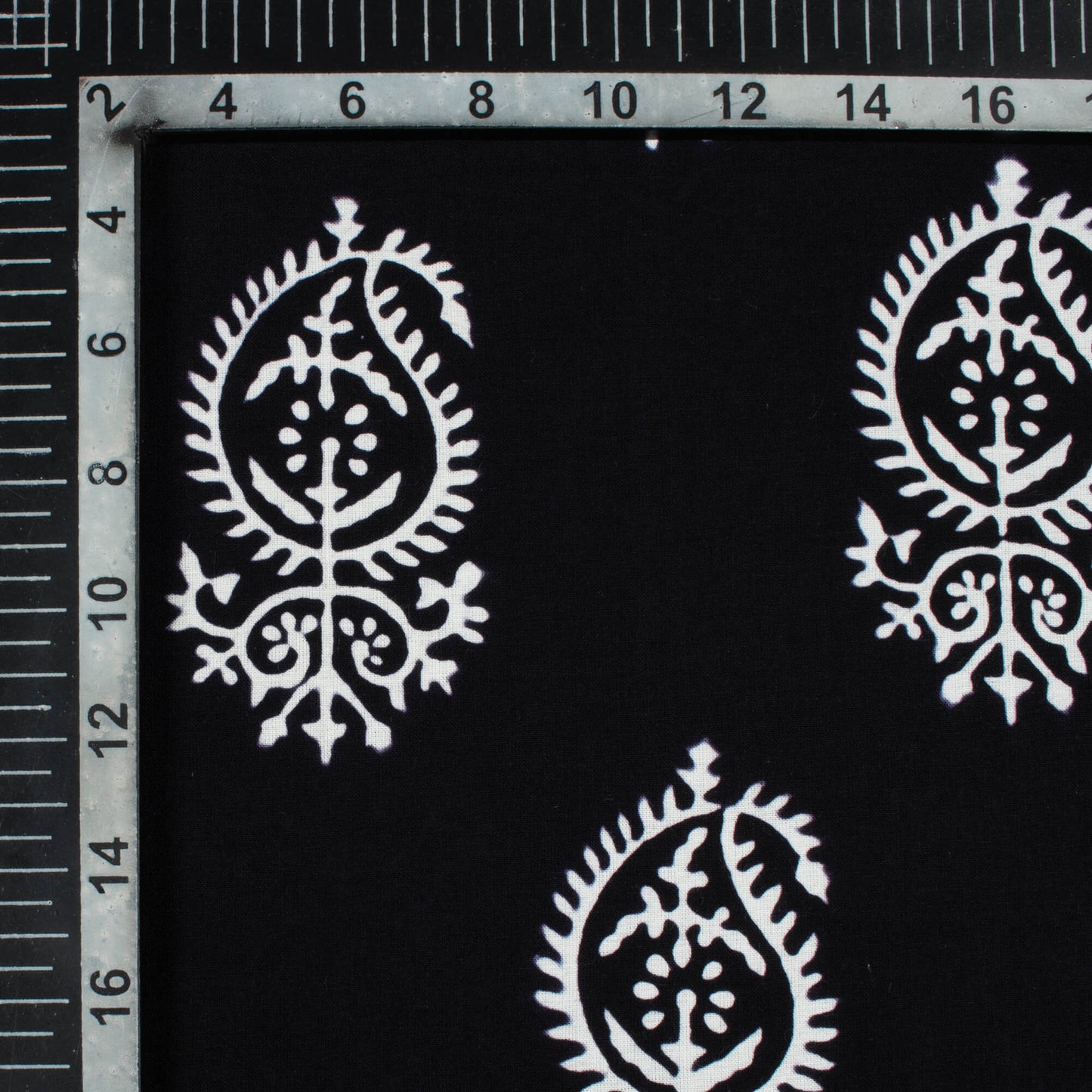 Monochrome Paisely Pattern Handblock Cotton Fabric