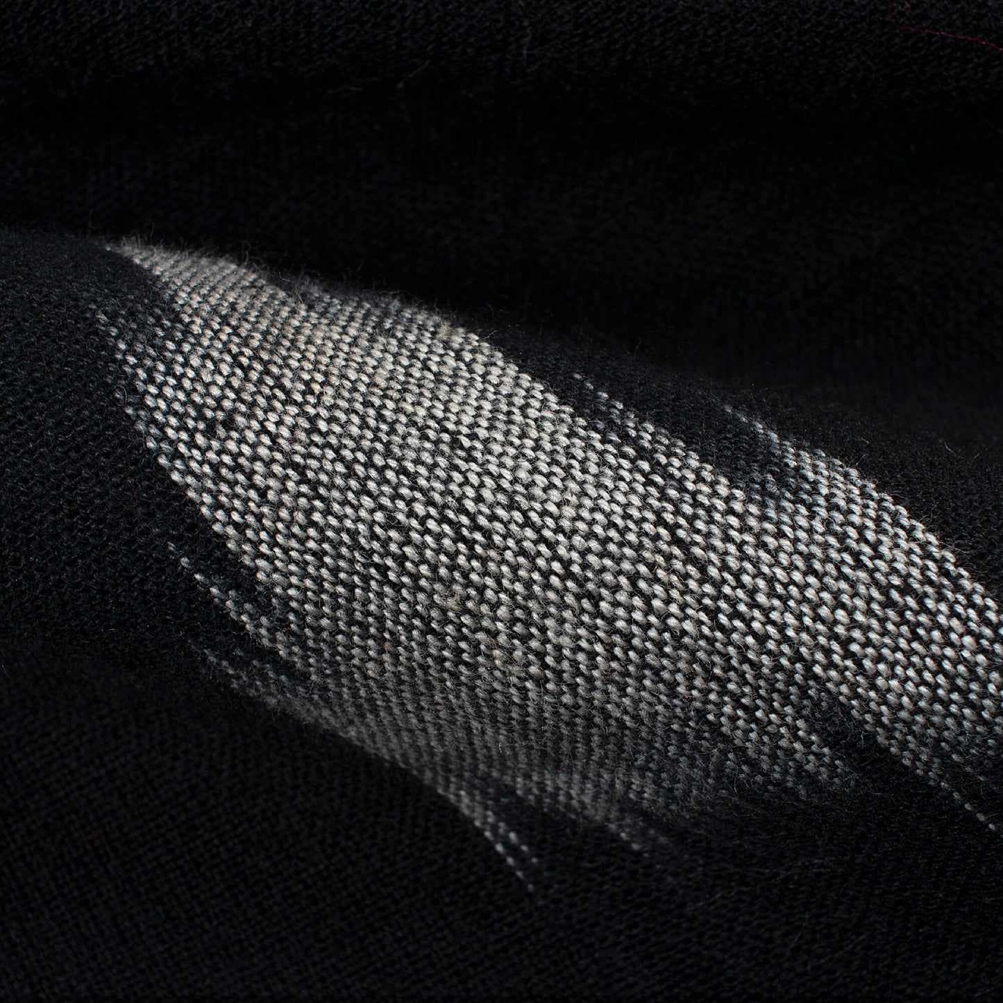 Black And White Abstract Pattern Pre-Washed Cotton Ikat Fabric