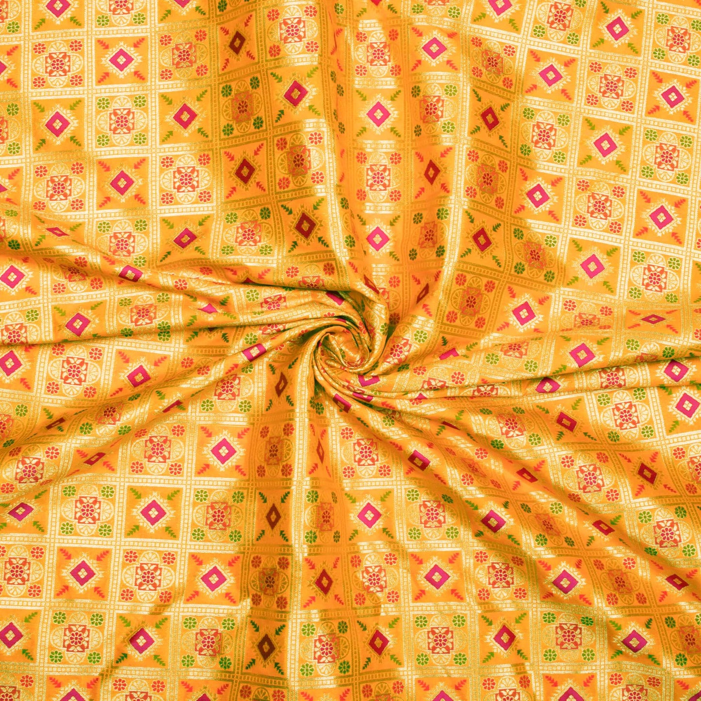 Yellow And Fuchsia Traditional Pattern Zari Jacquard Banarasi Taffeta Silk Fabric