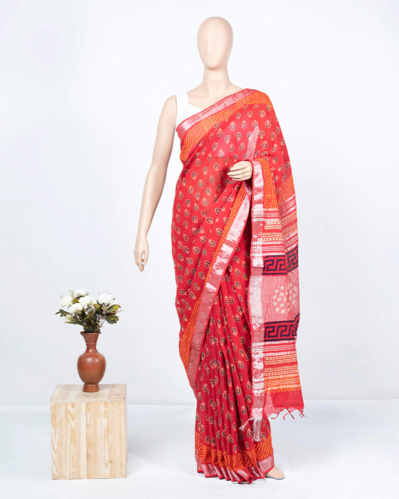 Cherry Red And Cream Floral Pattern Handblock Zari Borderd With Heavy Pallu Cotton By Linen Saree
