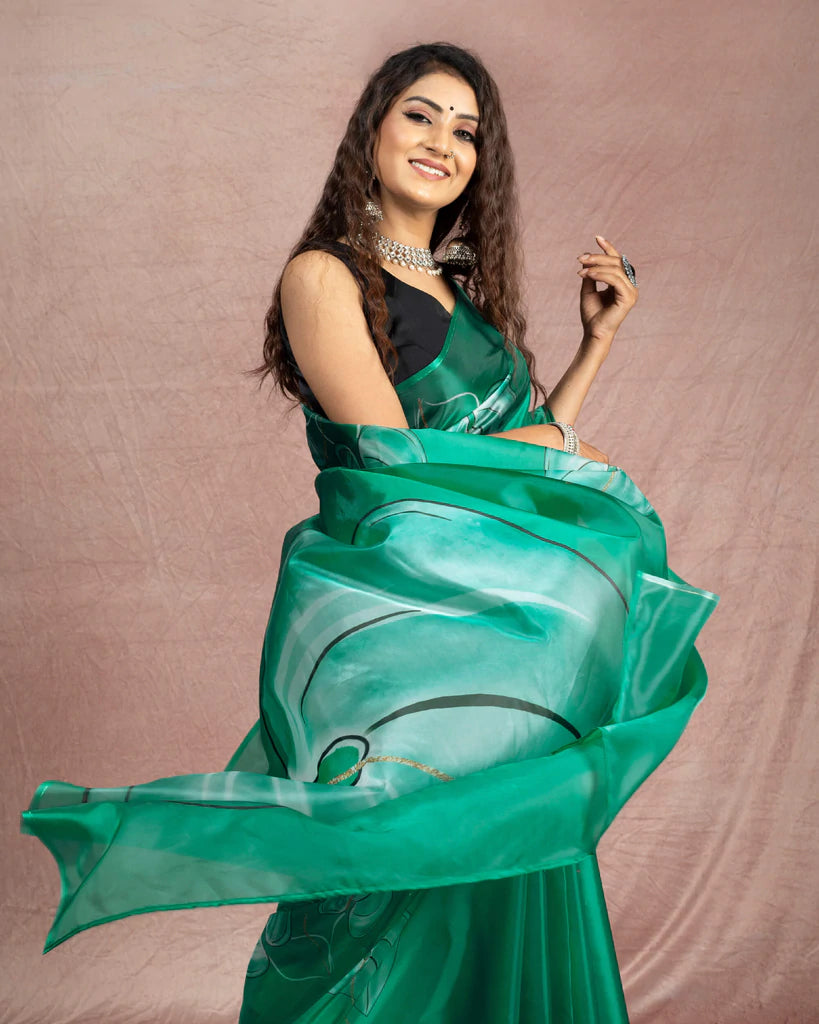 Pine Green And Black Leaf Pattern Organza Saree