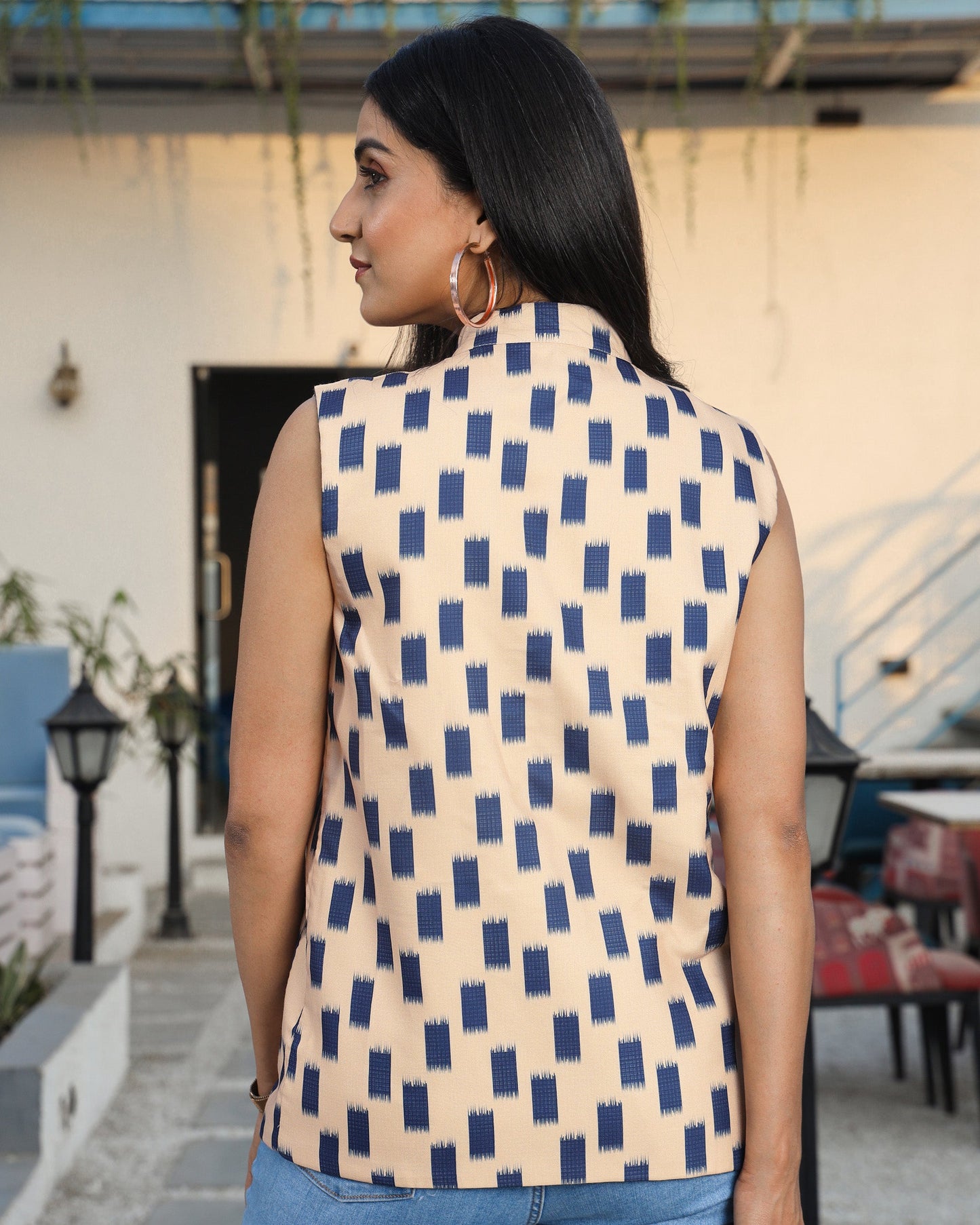 Devi Drape: Women's Ikkat Printed Reversible Jacket