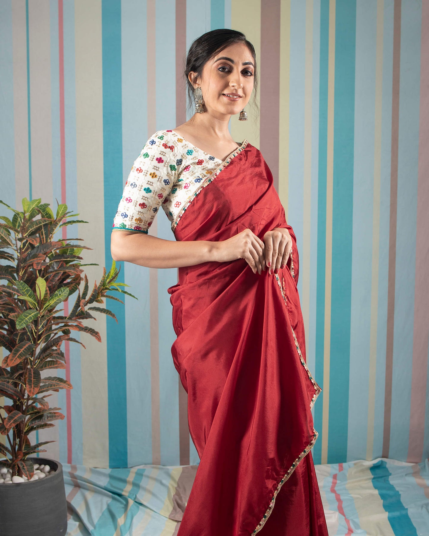 Maroon Plain Viscose Uppada Silk Saree With Sequins Lace Border