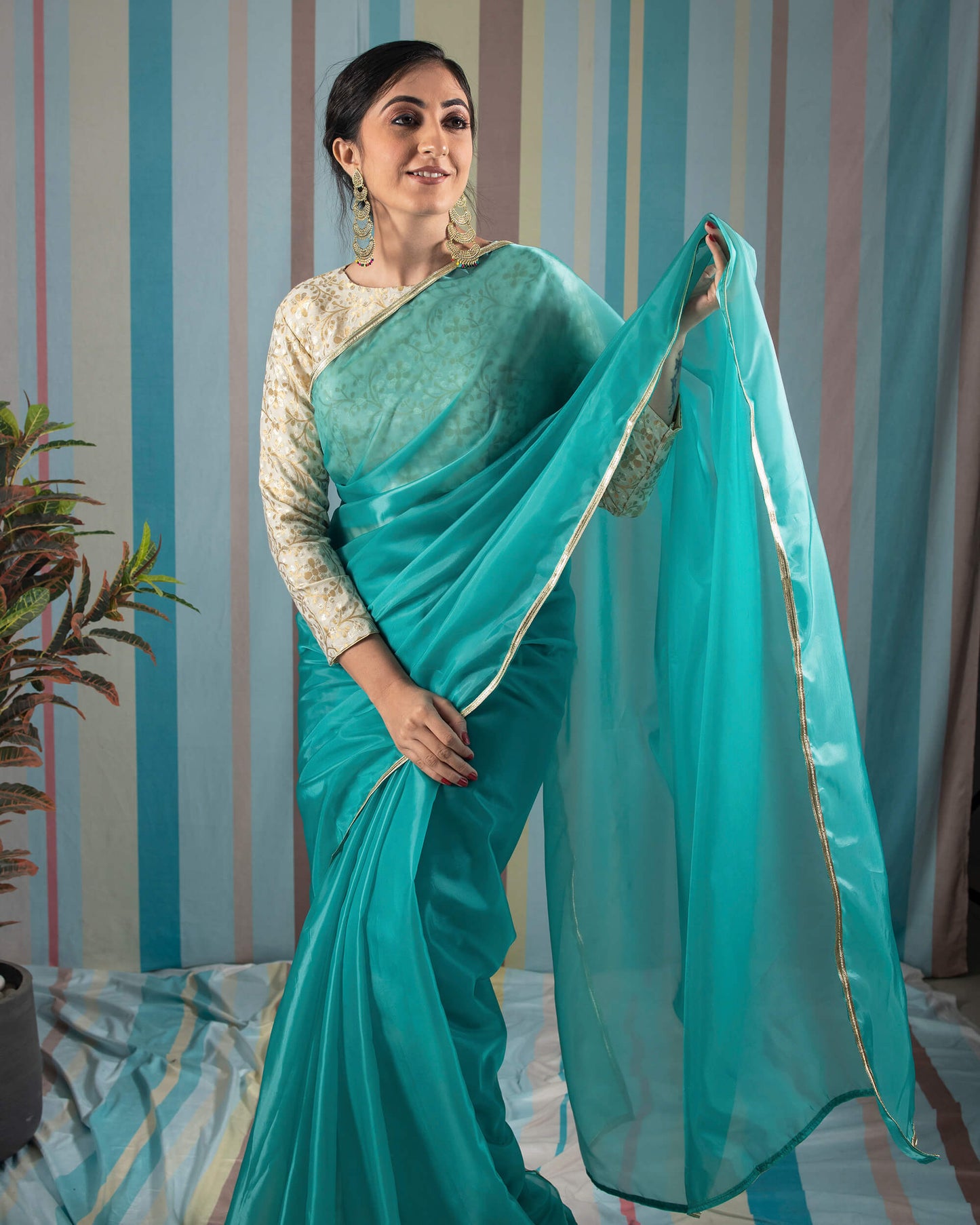 Turquoise Plain Liquid Organza Saree With Lace Border