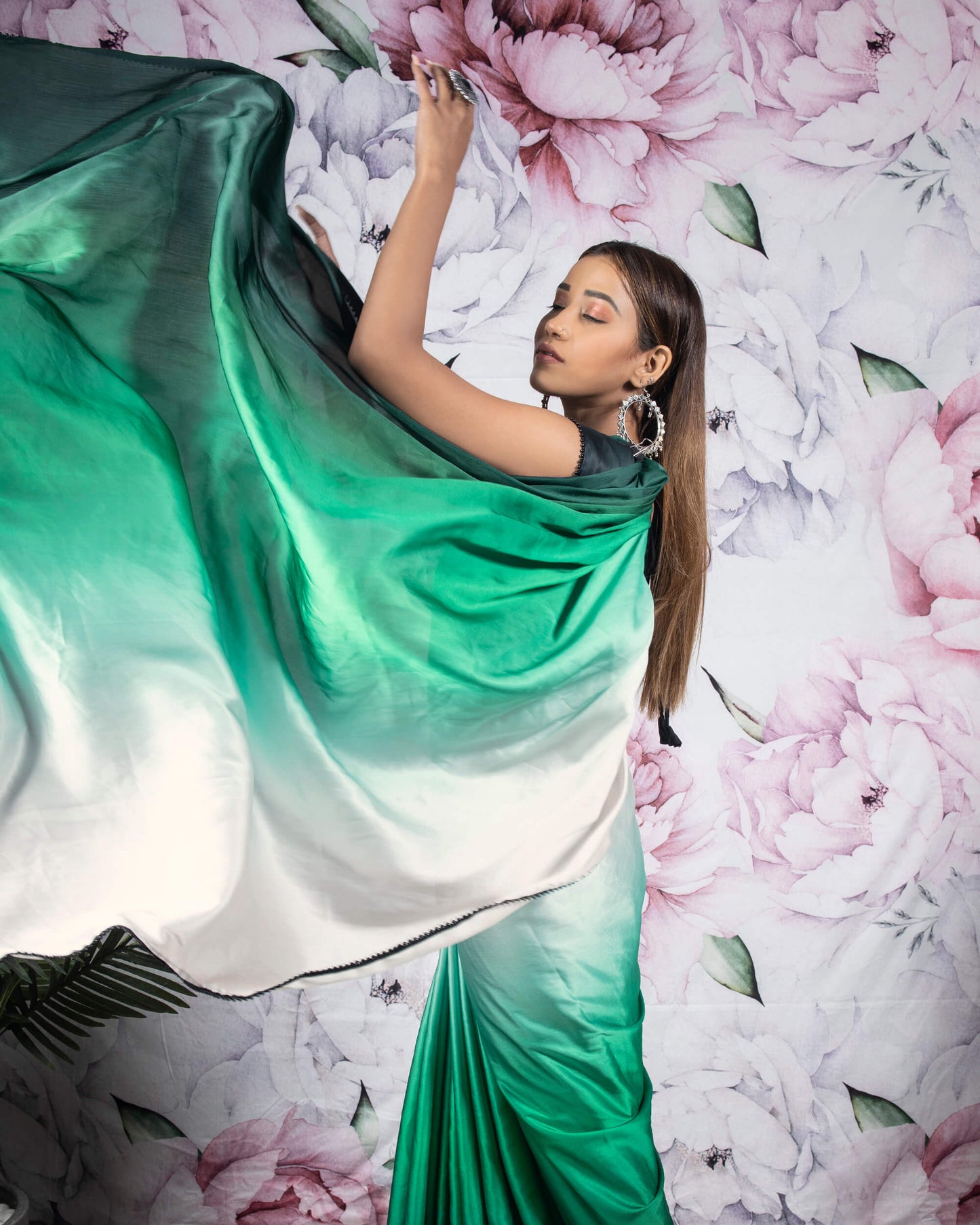 Green And White Ombre Pattern Digital Print Chiffon Satin Saree With Pearl Work Lace Border