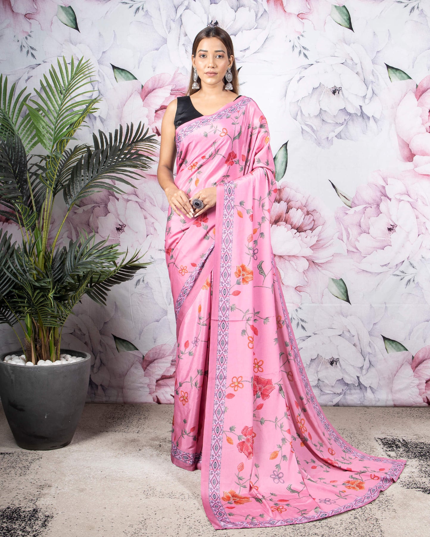 Persian Pink And Red Floral Pattern Digital Print Crepe Silk Saree
