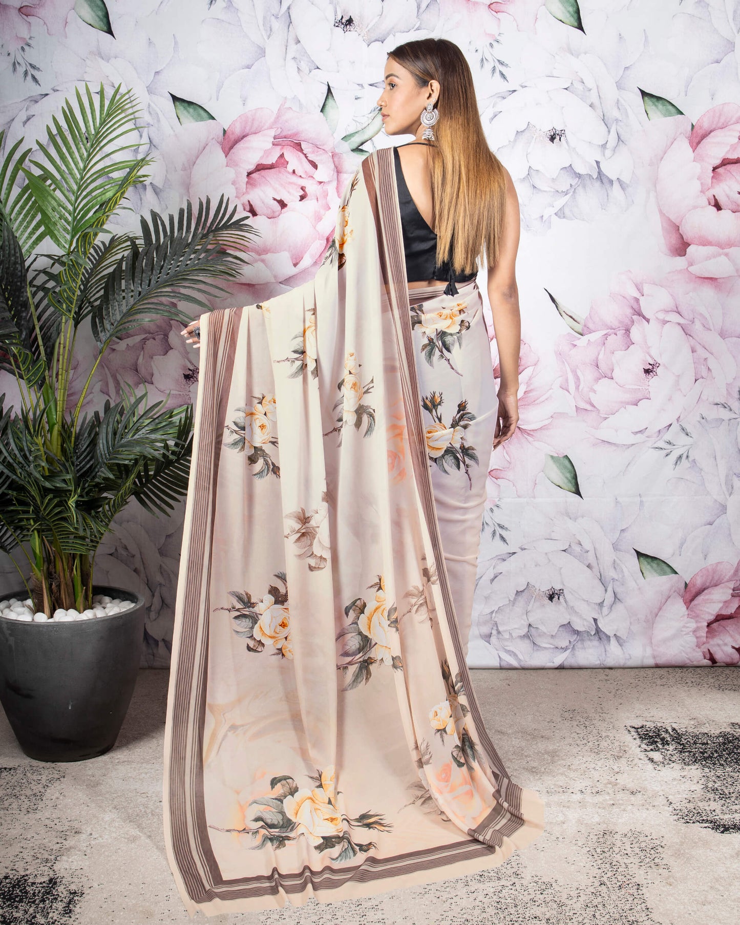 Salmon Pink And Army Green Floral Pattern Digital Print Georgette Saree