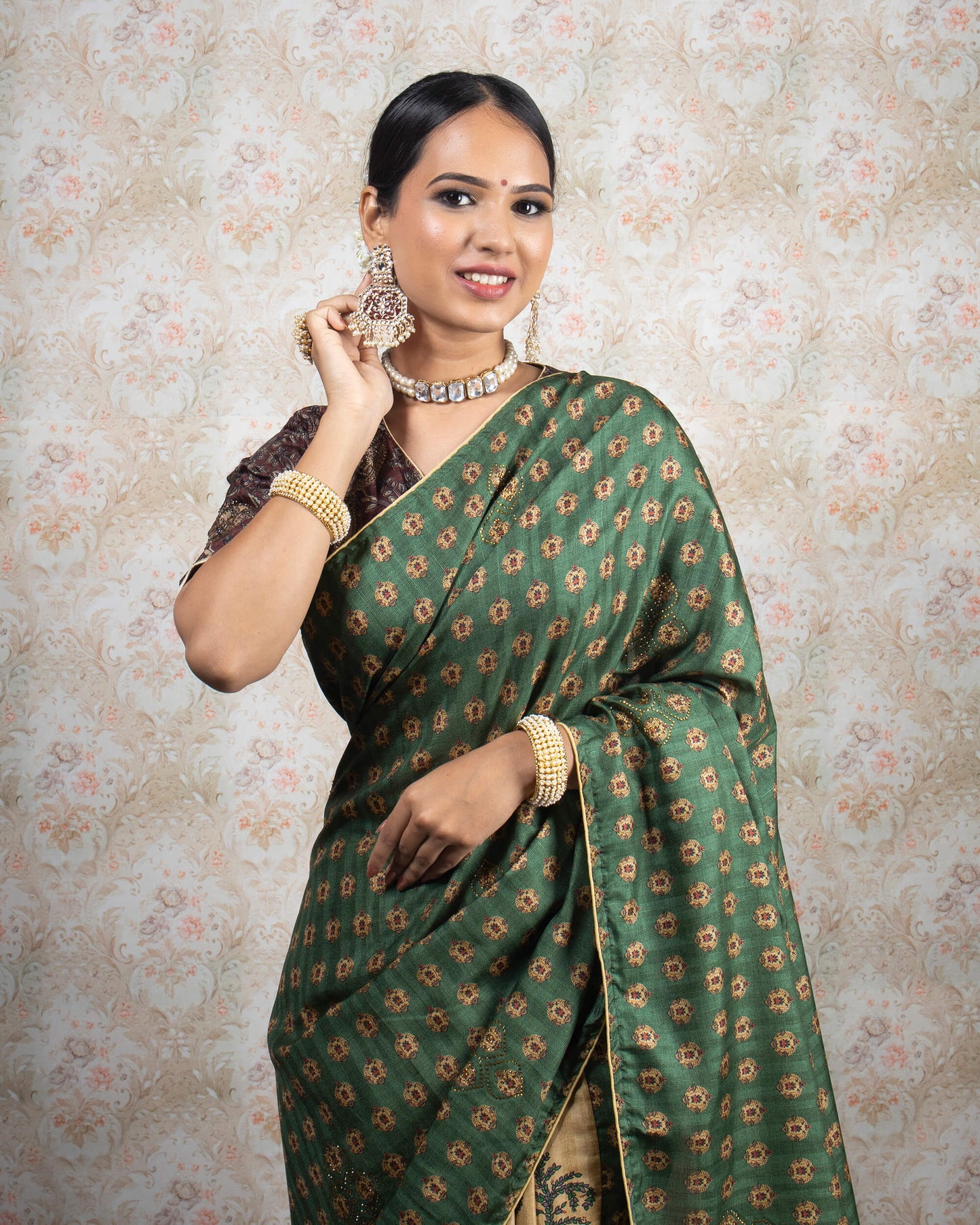 Hunter Green And Beige Booti Pattern Digital Print Premium Swarovski Hand Work Art Tussar Silk Saree