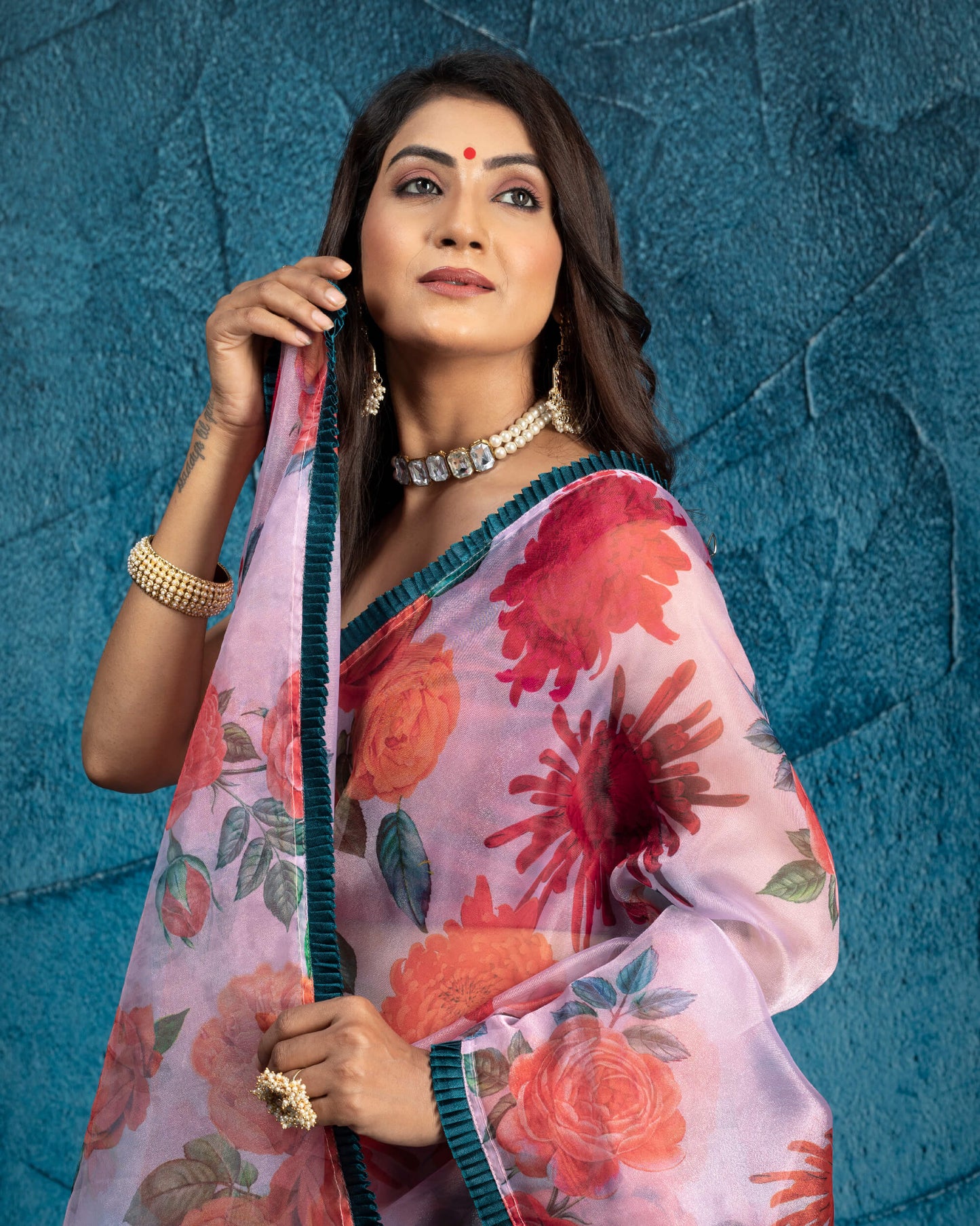 White And Orange Floral Pattern Digital Print Organza Tissue Saree With Lace