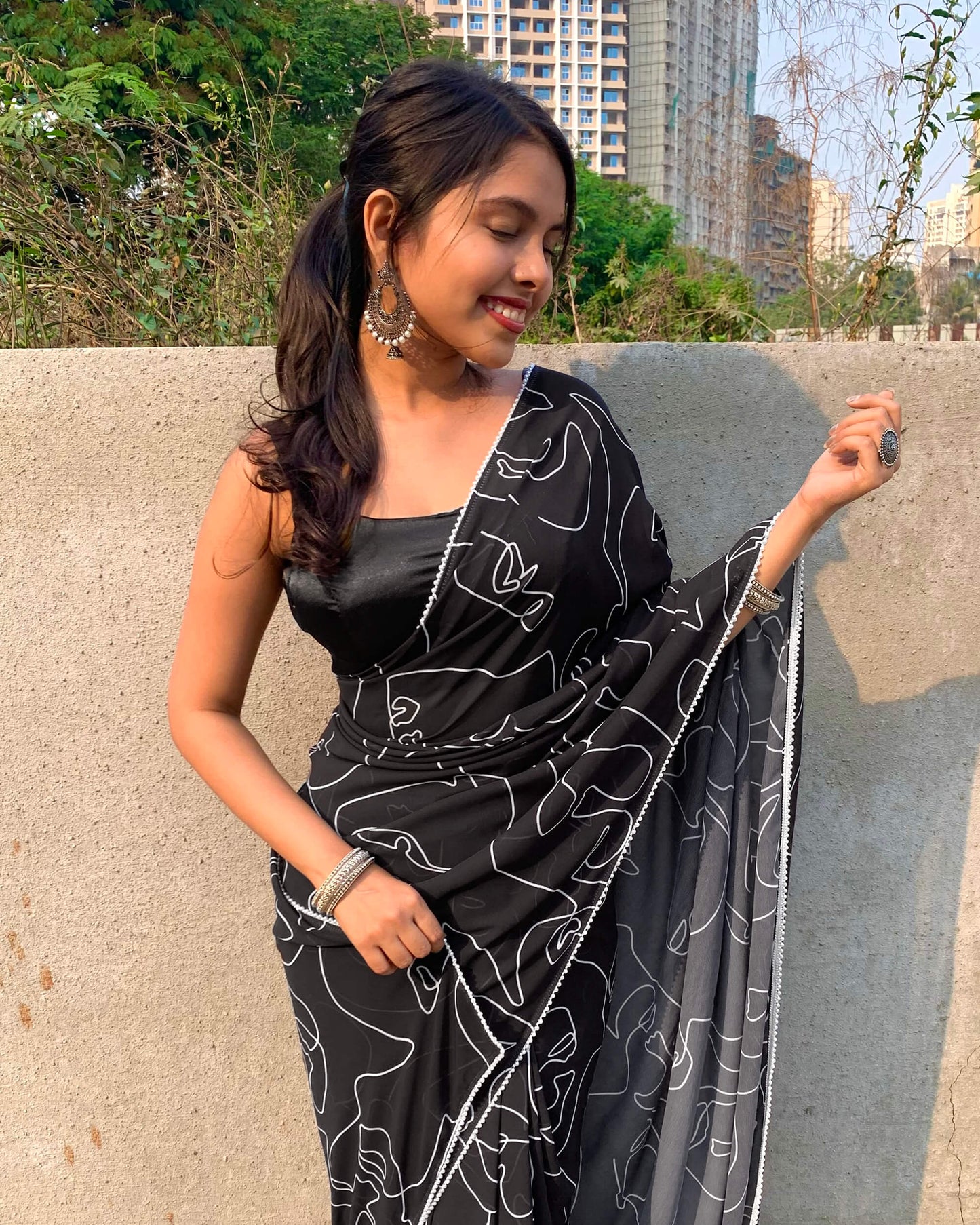 Black And White Abstract Pattern Digital Print Georgette Saree With Pearl Work Lace Border