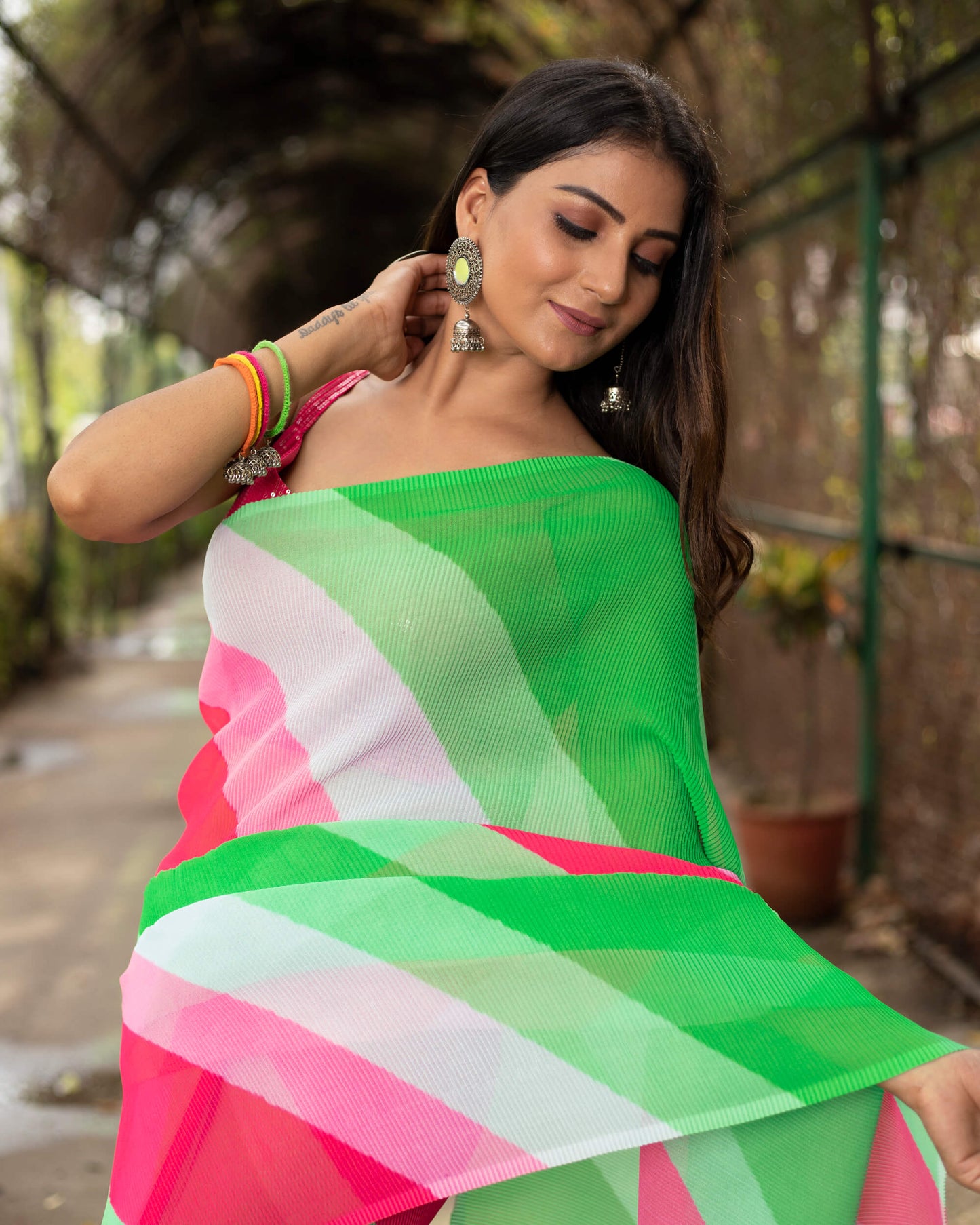 Cerise Red And Green Leheriya Pattern Digital Print Georgette Pleated Saree