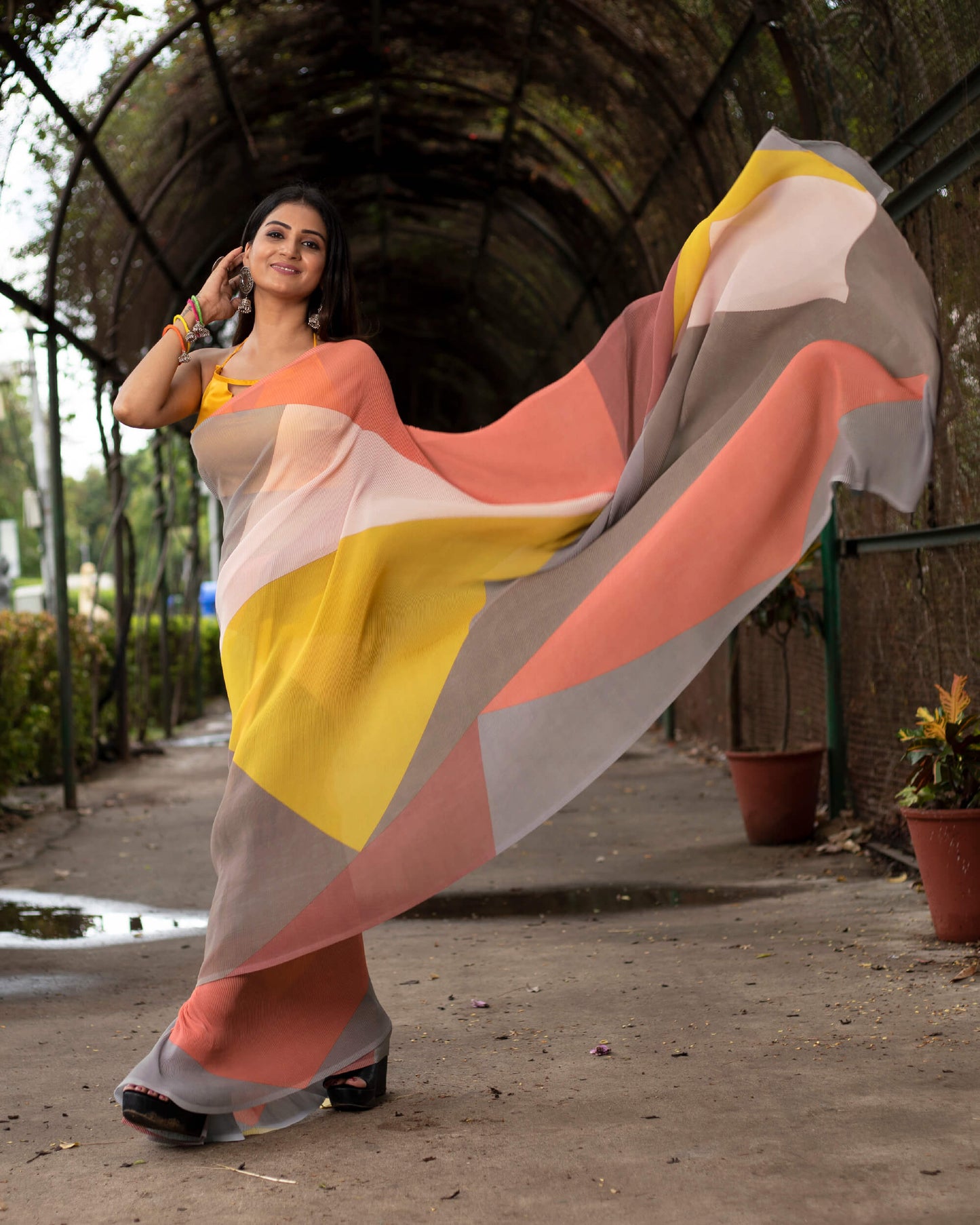 Coral Peach and Cedar Brown Abstact Pattern Digital Print Georgette Pleated Saree