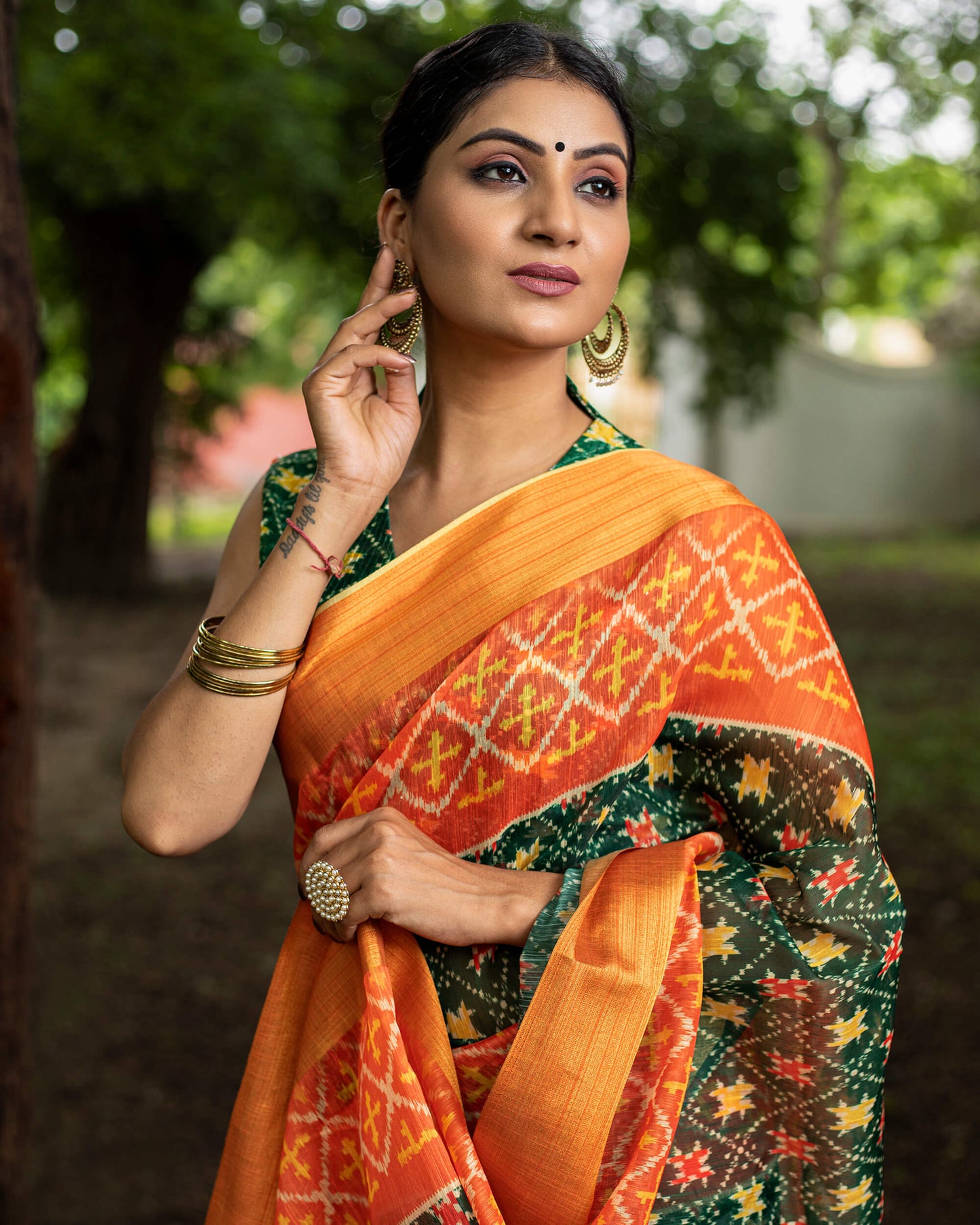 Green Patolaa Pattern Digital Print Chanderi Saree With Zari Broder