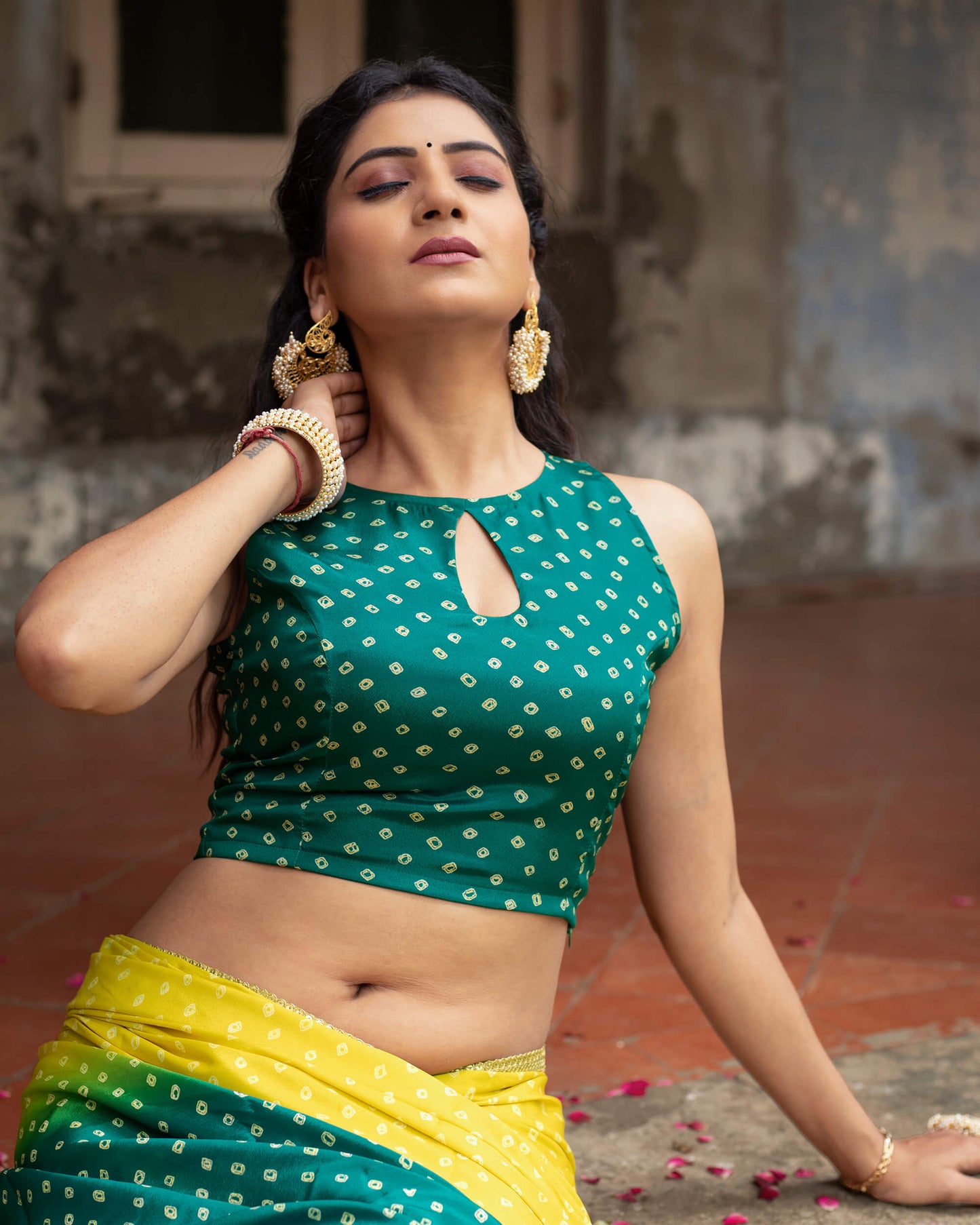 Yellow And Prussian Green Bandhanii Pattern Digital Print Crepe Silk Saree With Lace Border