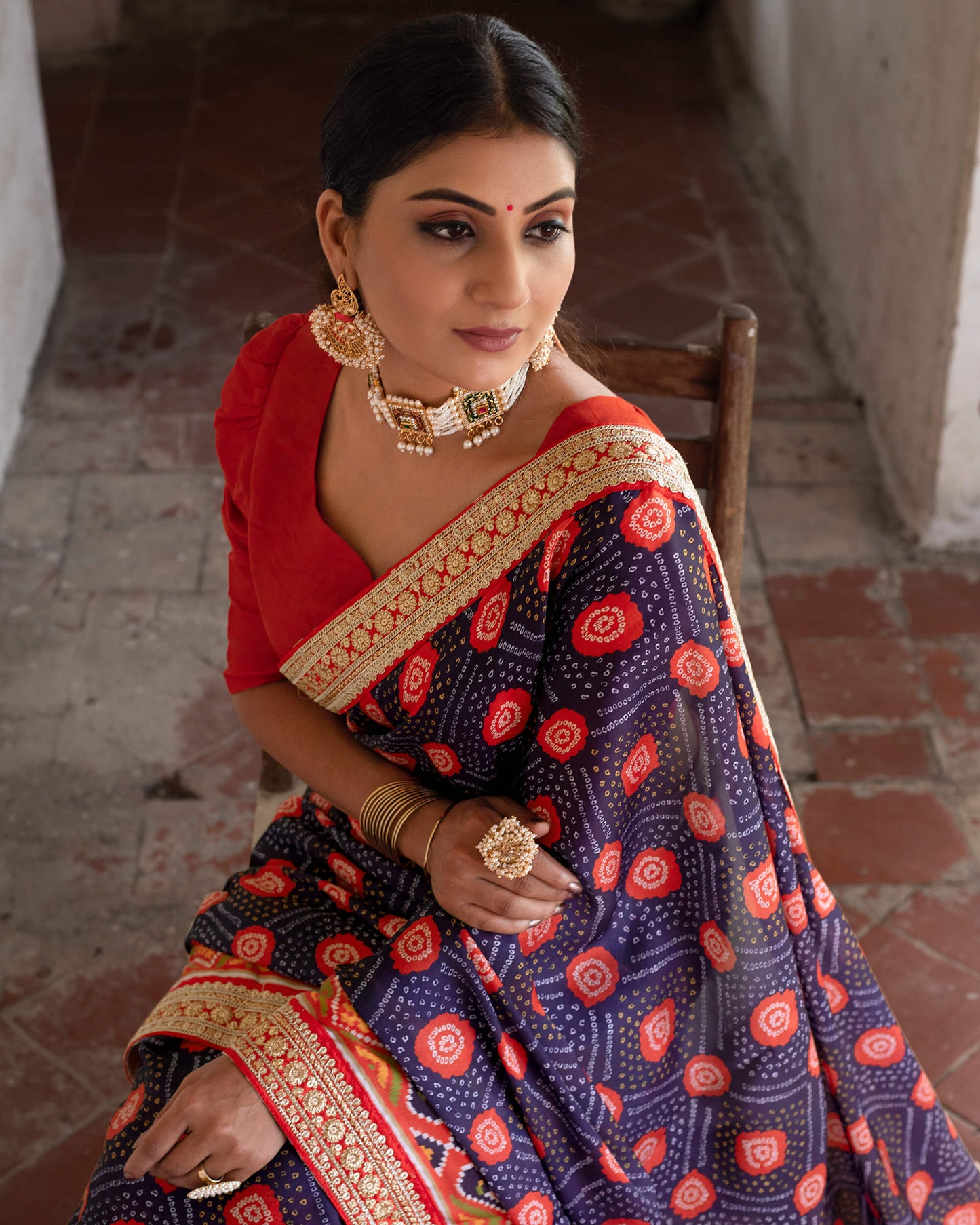Navy Blue And Red Bandhanii Pattern Digital Print Georgette Satin Saree With Premium Lace