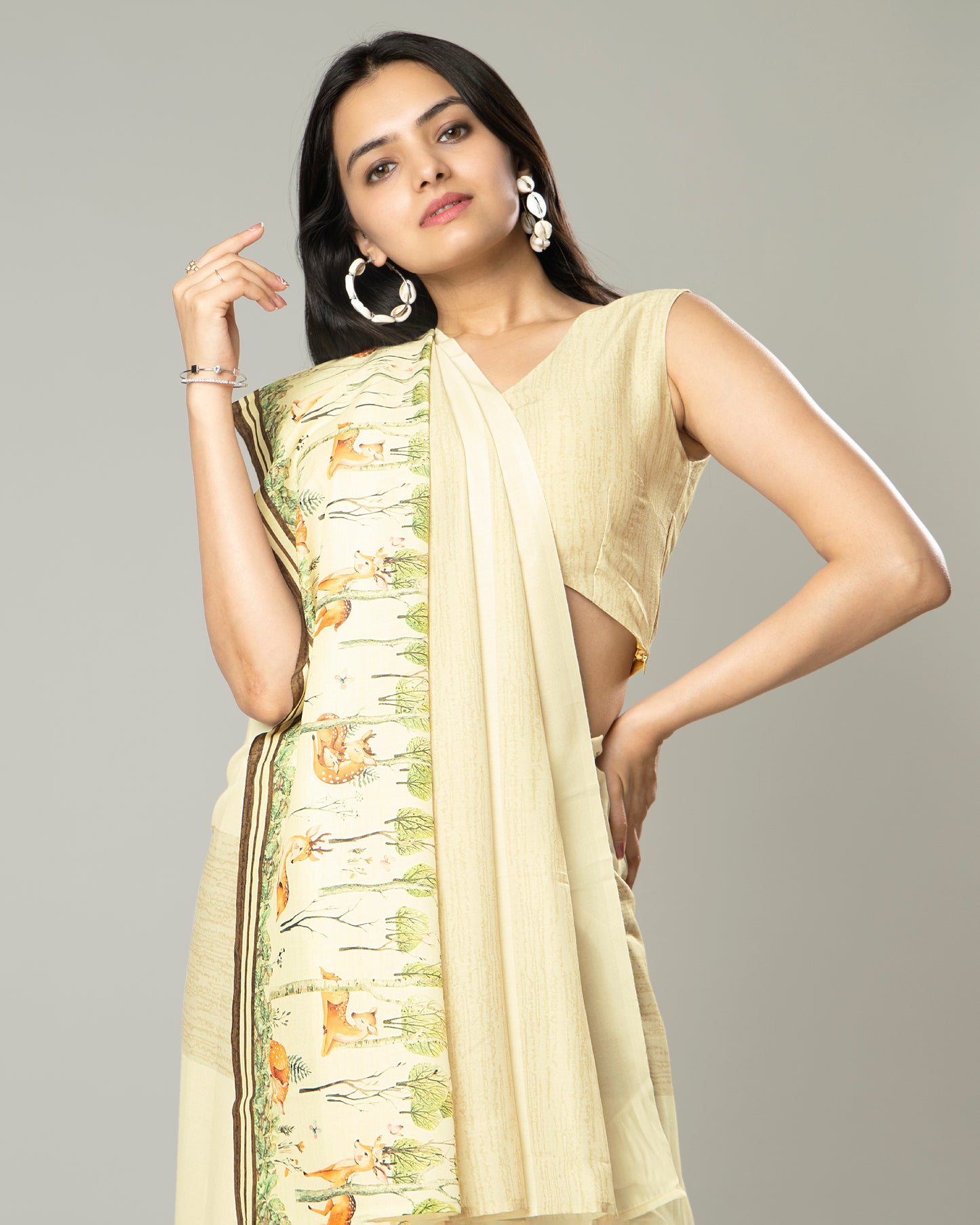 Smart Ivory White Madhubani Border Muslin Saree