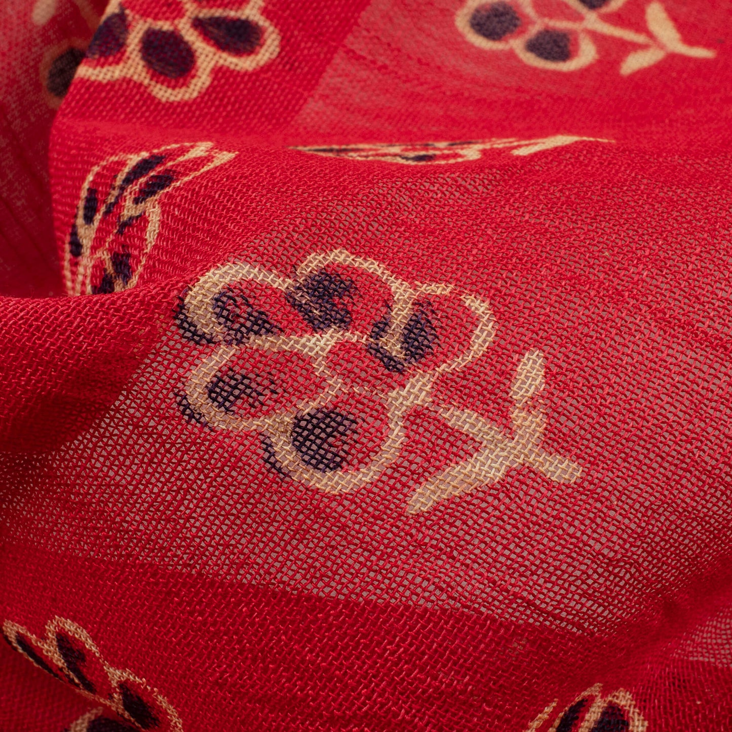 Cherry Red And Cream Floral Pattern Handblock Zari Borderd With Heavy Pallu Cotton By Linen Saree