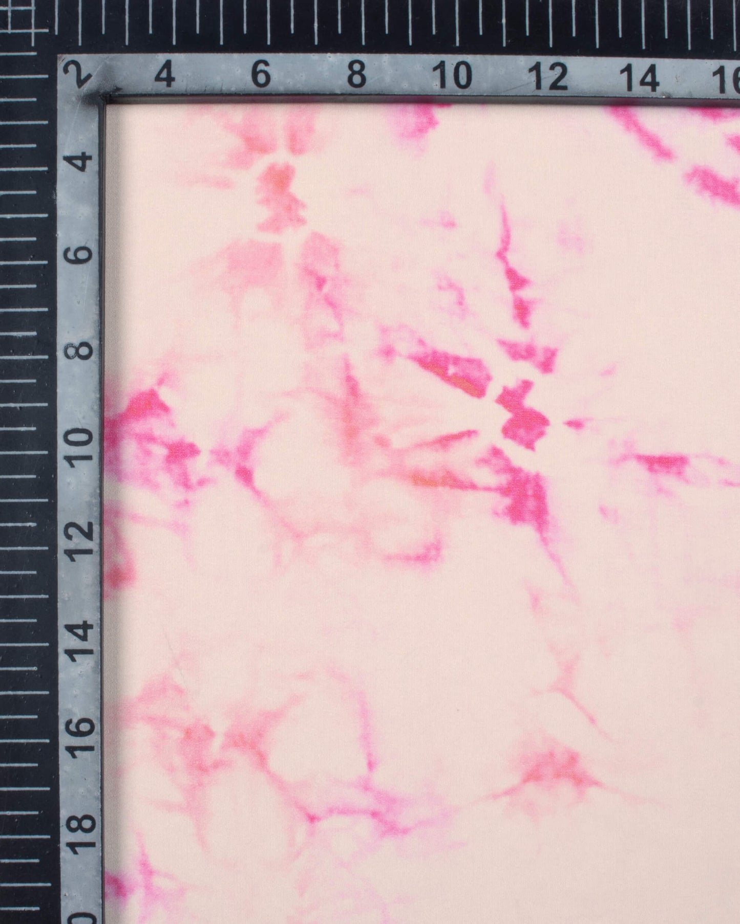 Cream And Pink Tye And Dye Pattern Digital Print Georgette Scarf
