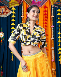 Style Ka Screenshot- Typography Blouse with Sweetheart Fit