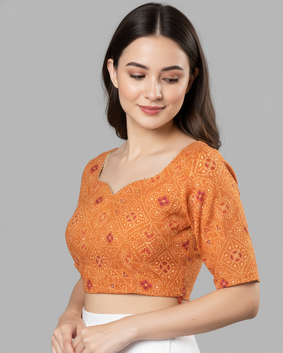 Sweet Heart Neck Bandhani Cotton Mulmul Blouse With Lace Work