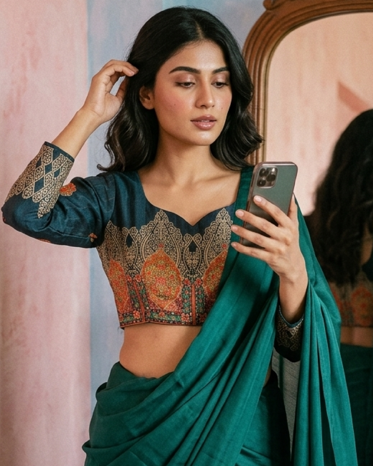 Attractive Floral Printed Boat Neck Blouse