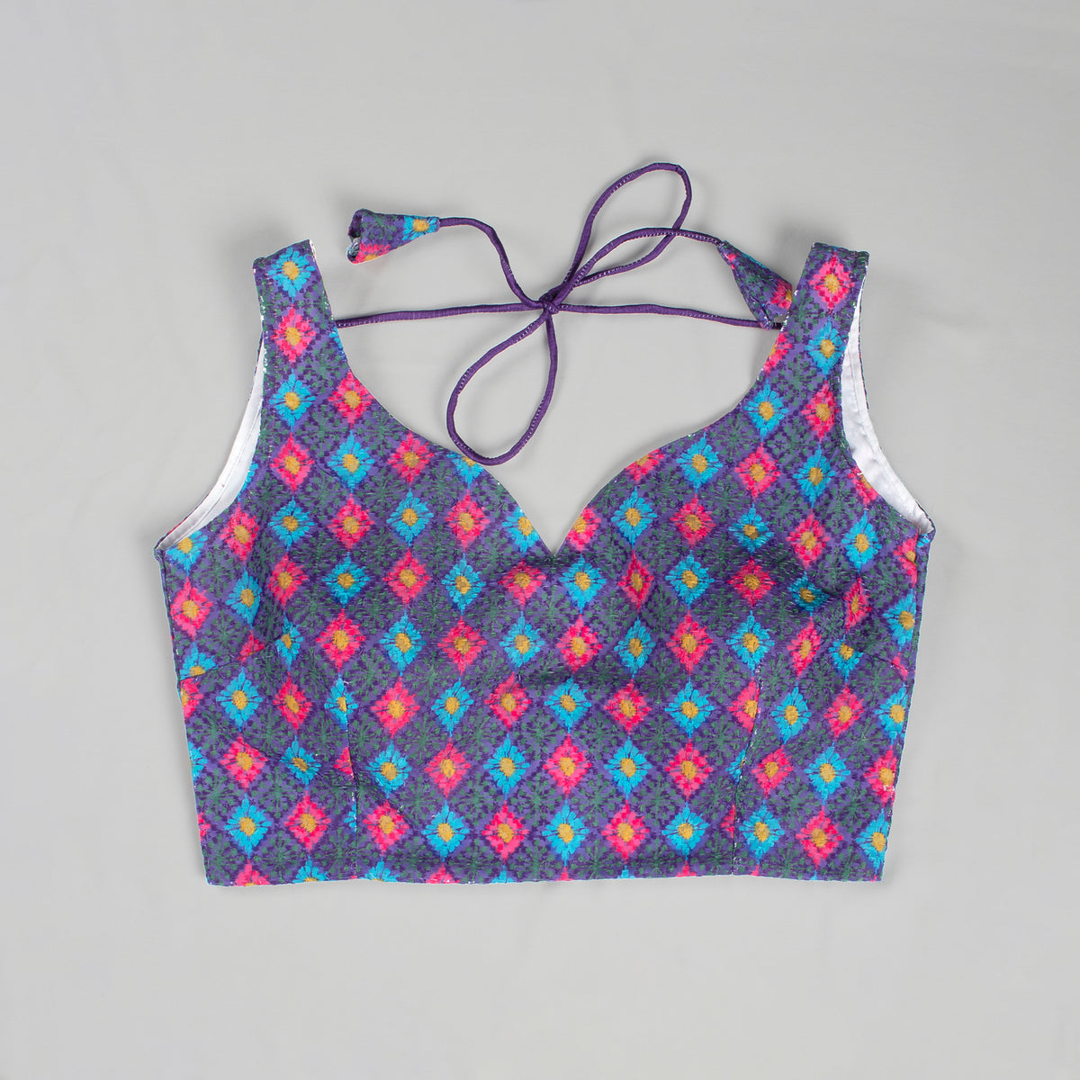 Exclusive Bandhanii Embroidery Blouse