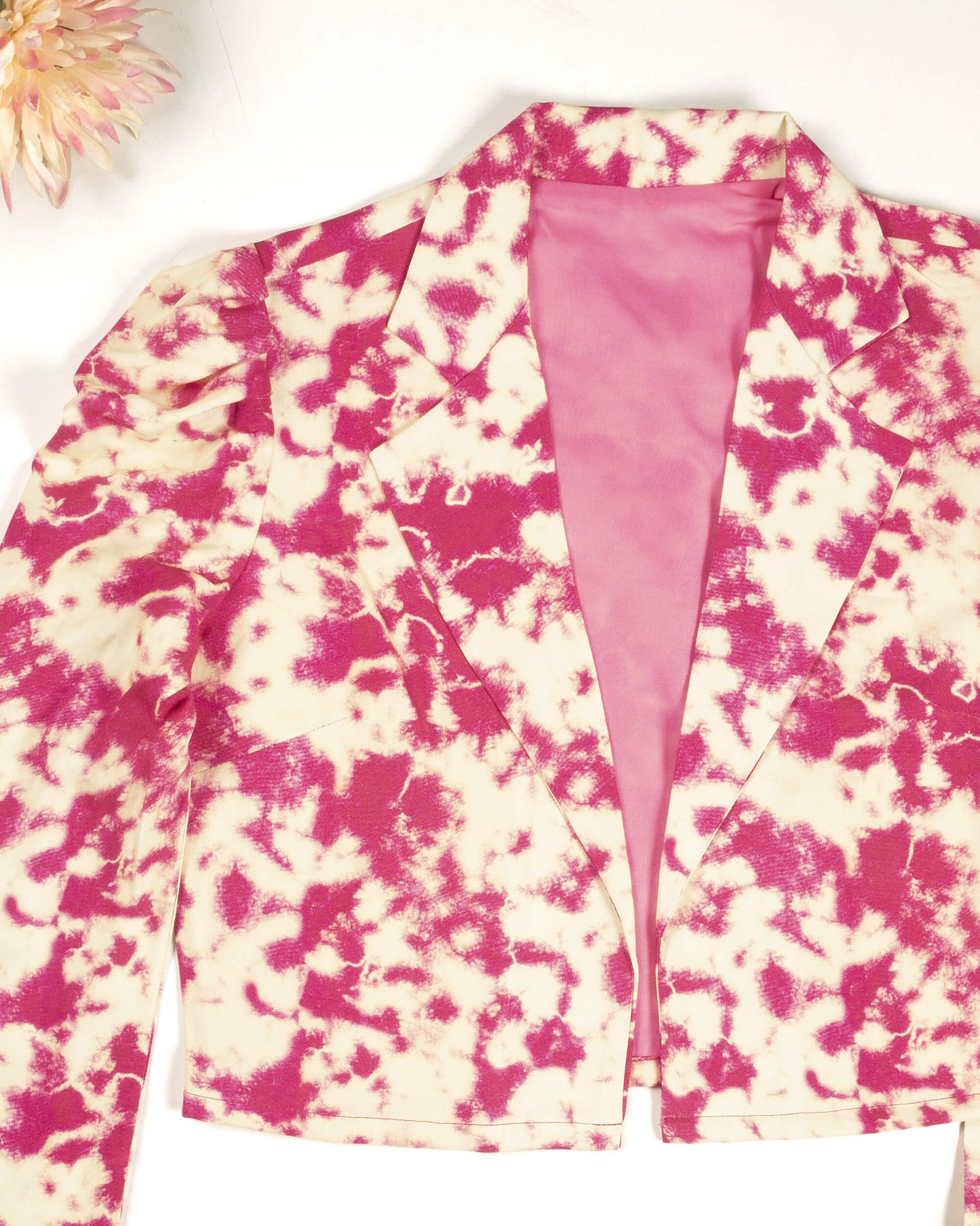 Women Tye And Dye Puff Sleeve Jacket