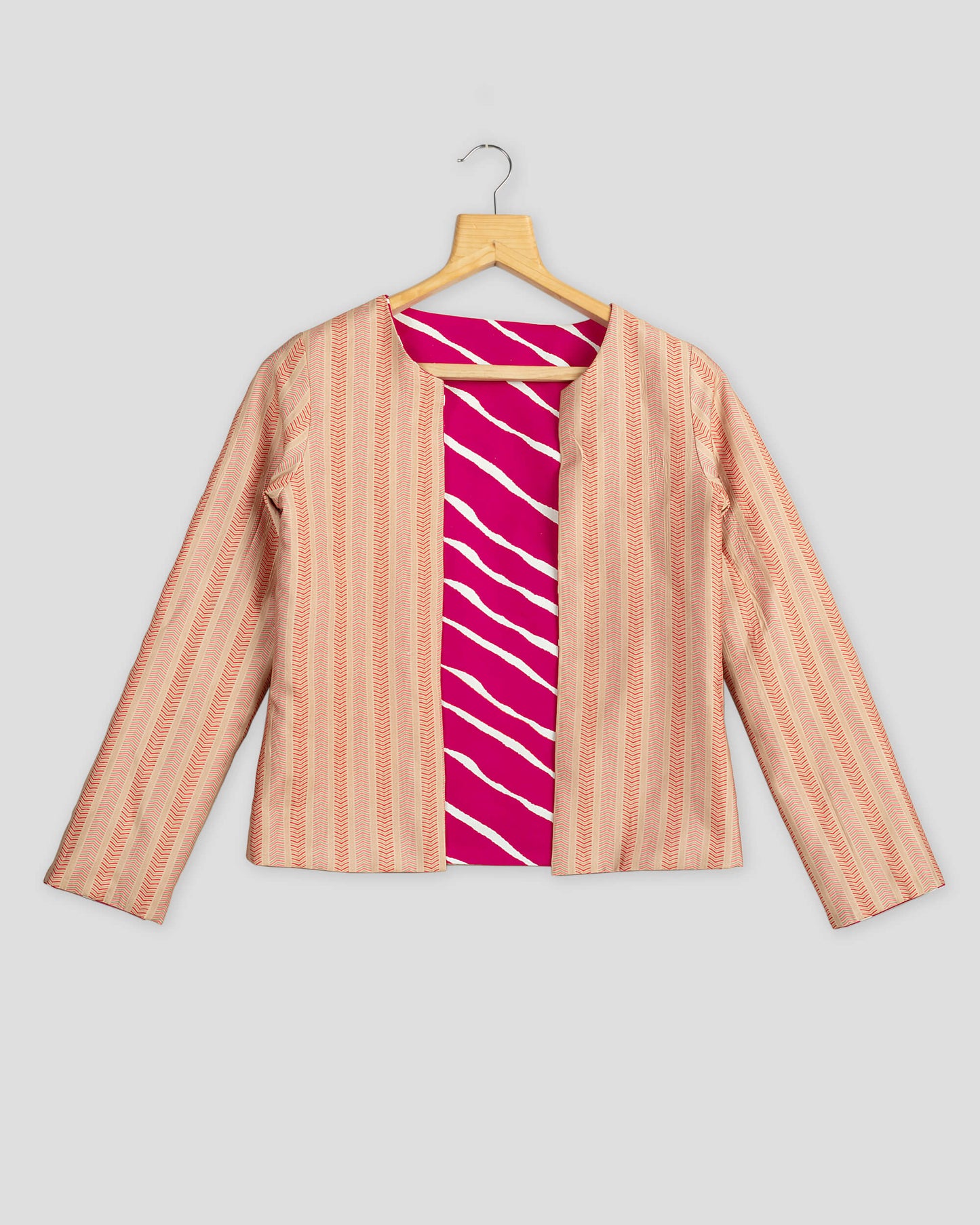 Trendy Leheriya Reversible Jacket