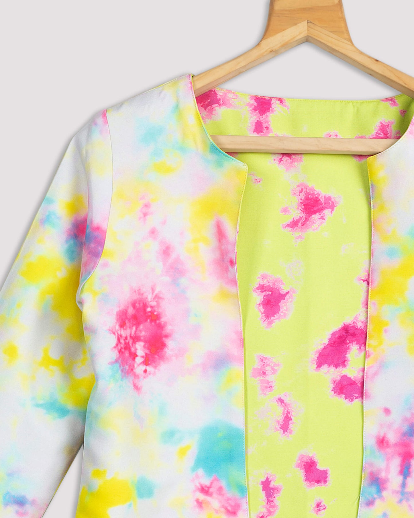 Bestselling Tye And Dye Reversible Jacket For Women