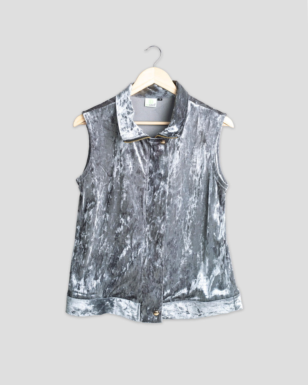 Stay Chic and Cool with Sleeveless Zipper Velvet Jacket