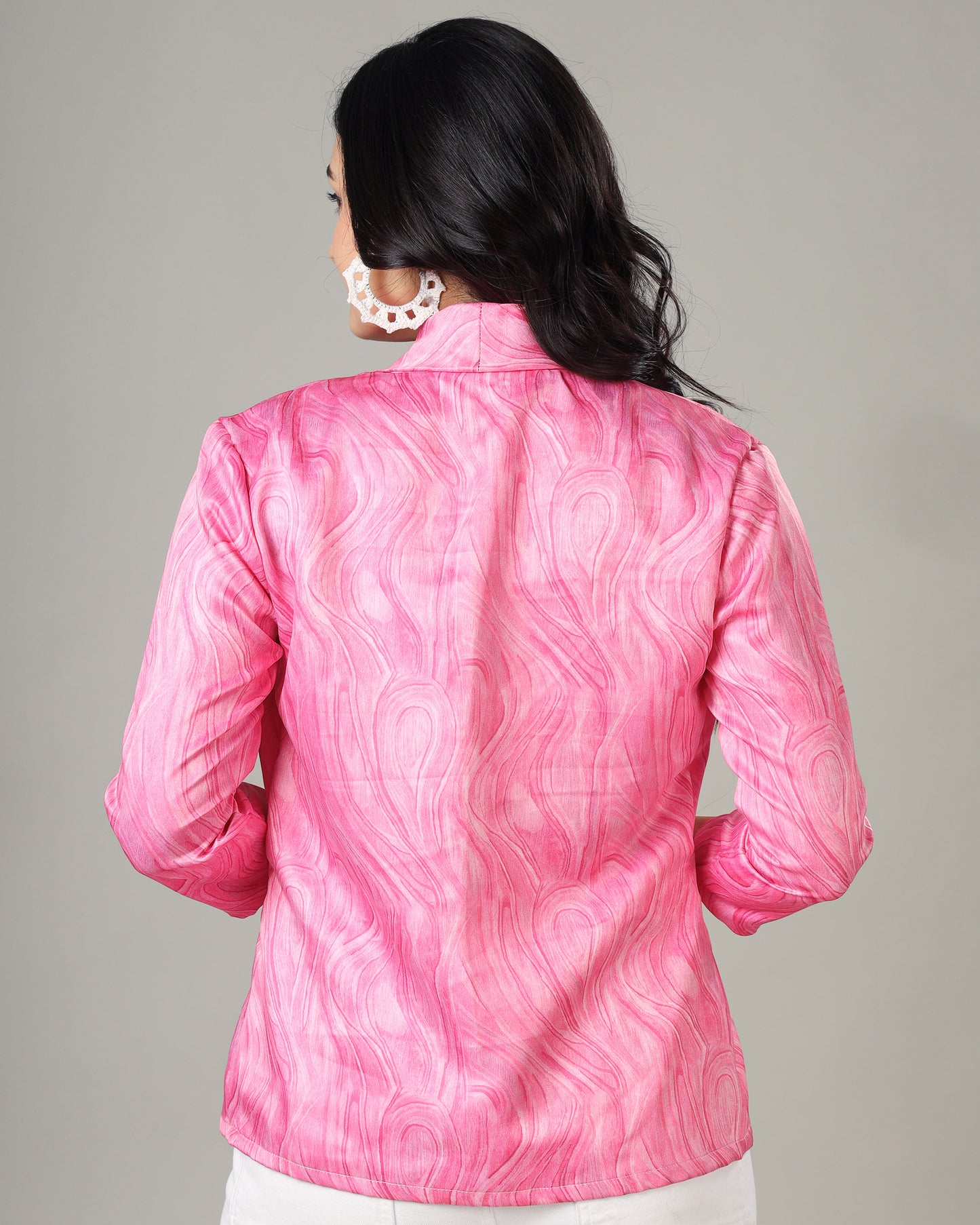 Boost Your Style With This Versatile Women's Jacket